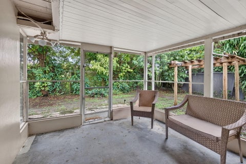 Tiny photo for 167 NW 49TH Avenue, Plantation, FL 33317 (MLS # B26083722)