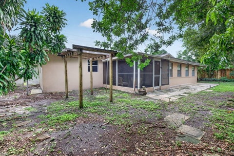 Tiny photo for 167 NW 49TH Avenue, Plantation, FL 33317 (MLS # B26083722)