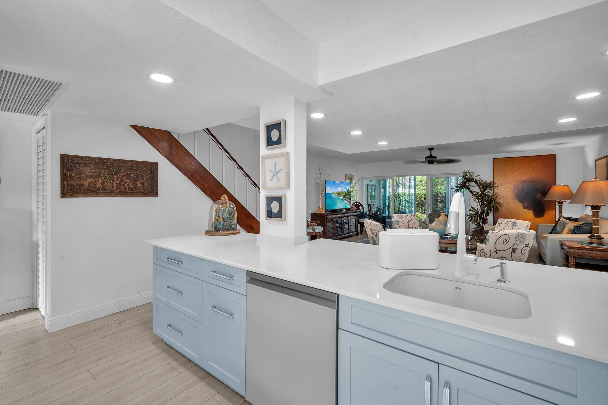 3073 N Palm Aire Drive 3073
