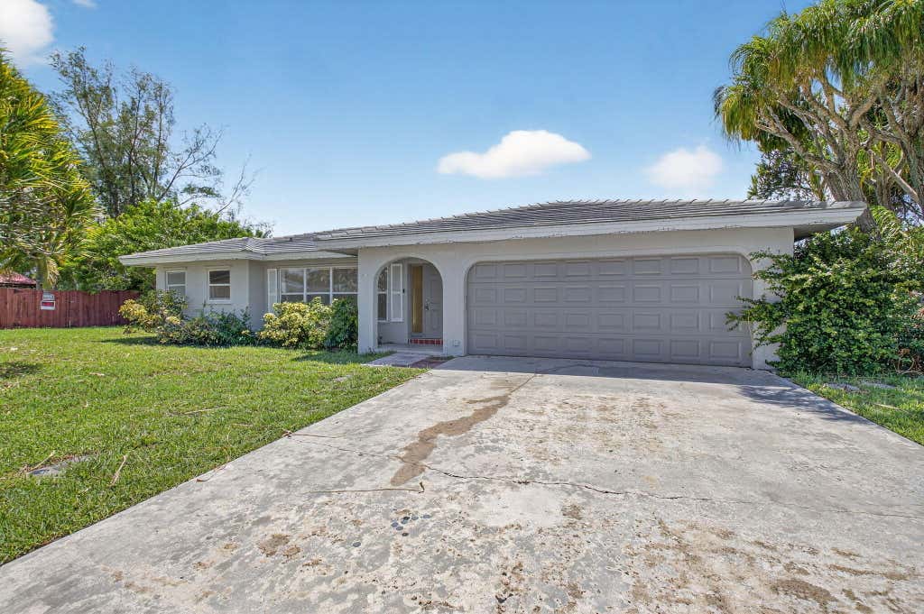 Photo of 22203 Aquila Street, Boca Raton, FL 33428 (MLS # R11108031)
