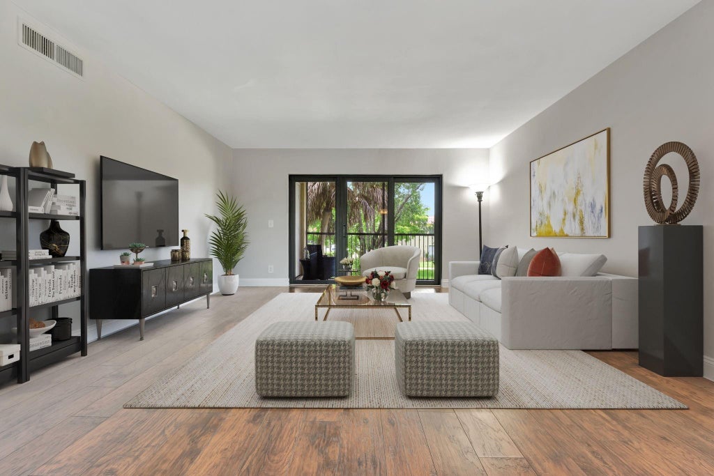 Photo of 334 LAKEVIEW Drive #204, Weston, FL 33326 (MLS # B26077221)