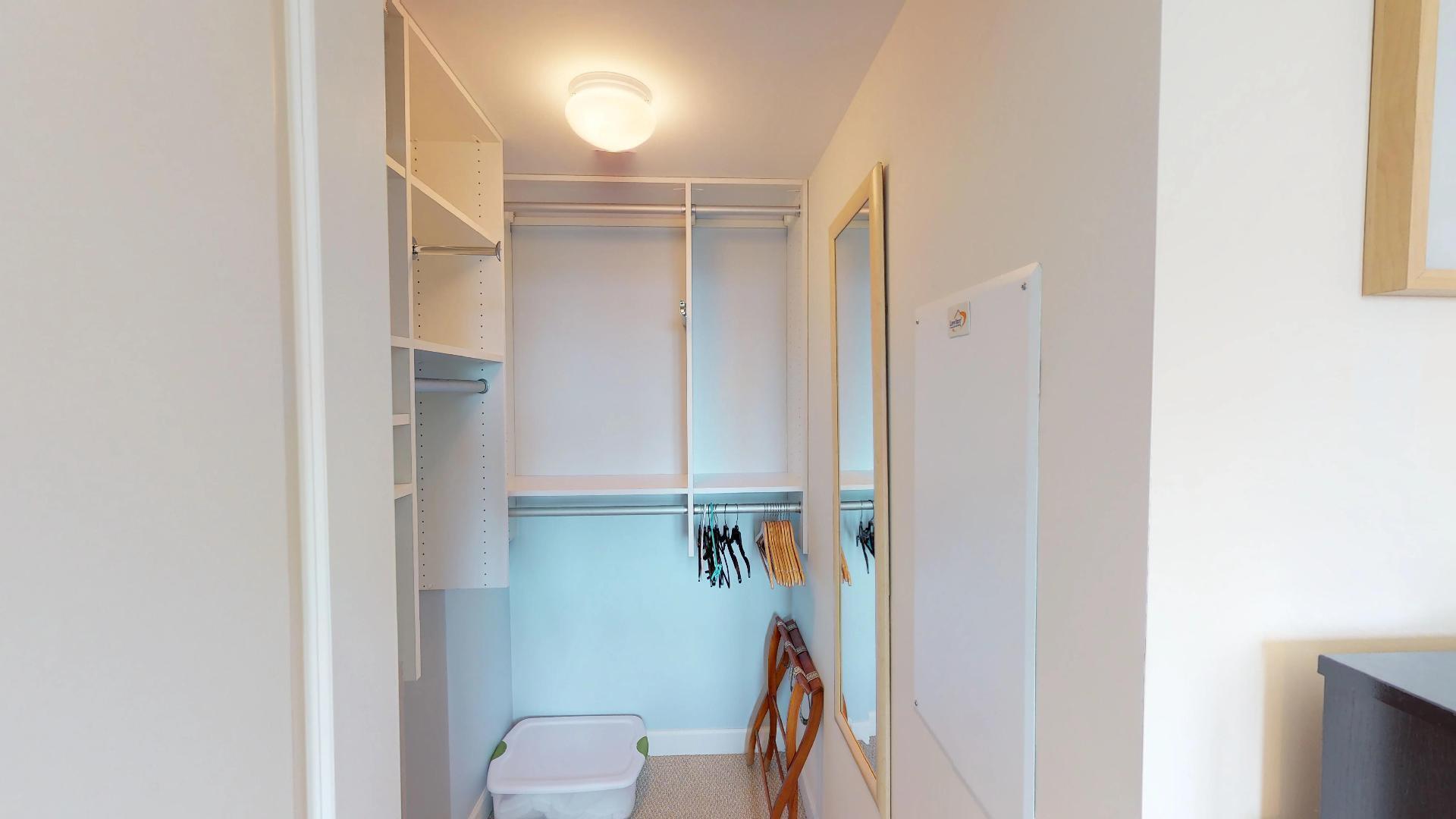 CITY PALMS CONDO - Residential Lease