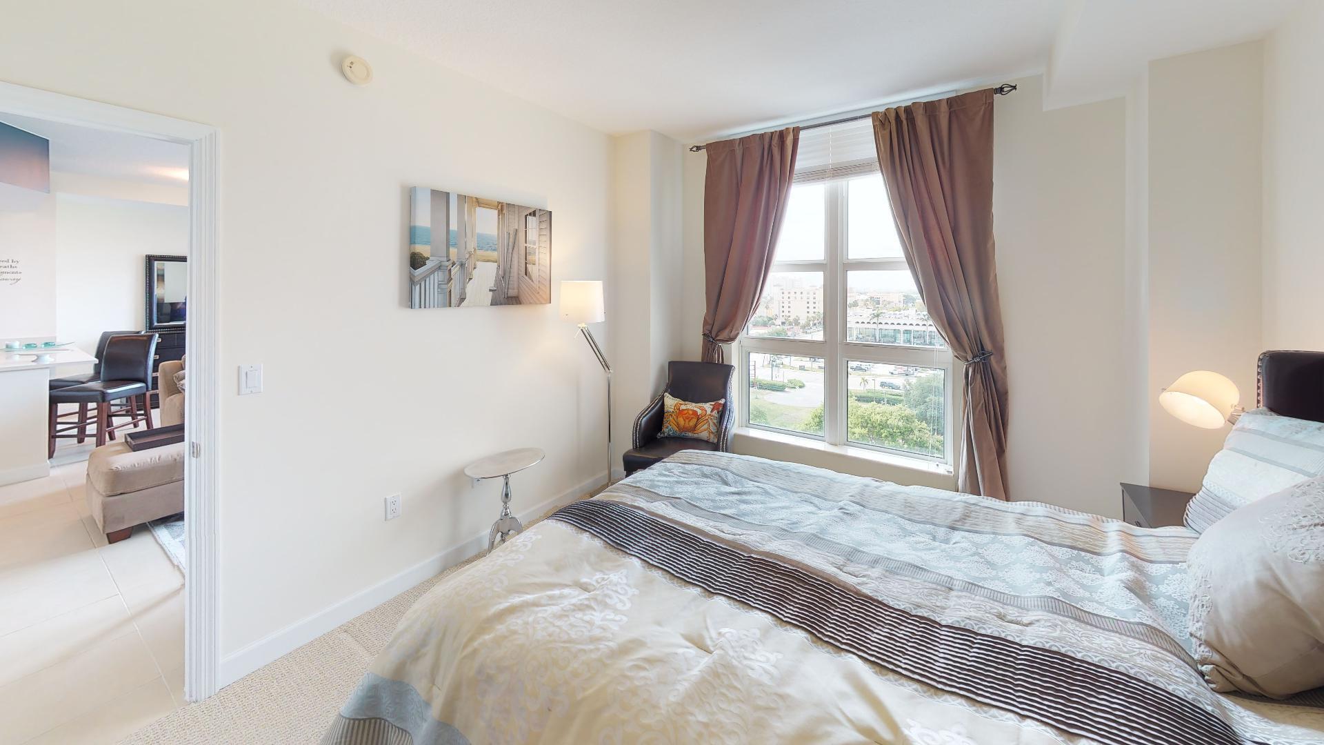 CITY PALMS CONDO - Residential Lease