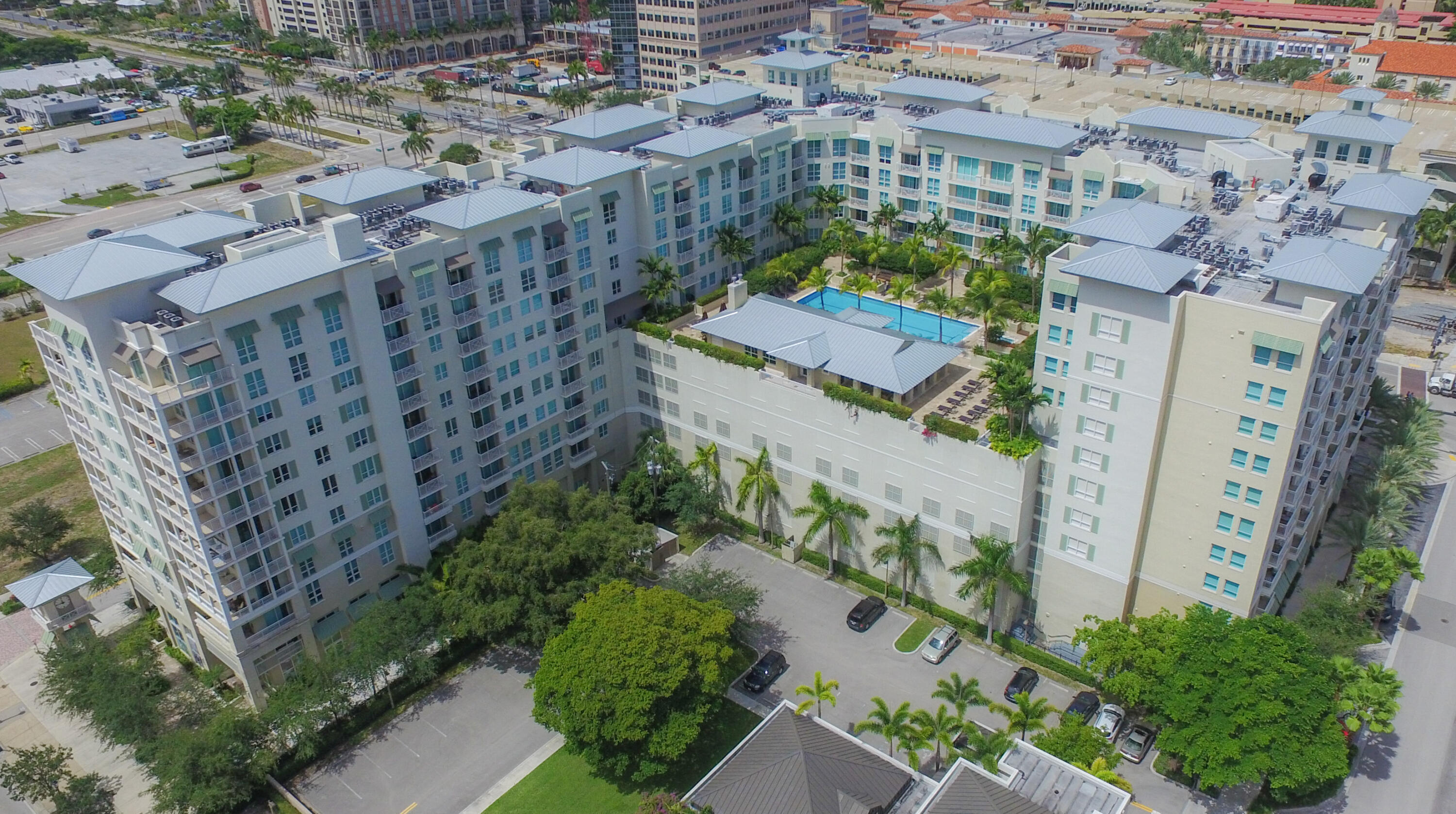 CITY PALMS CONDO - Residential Lease