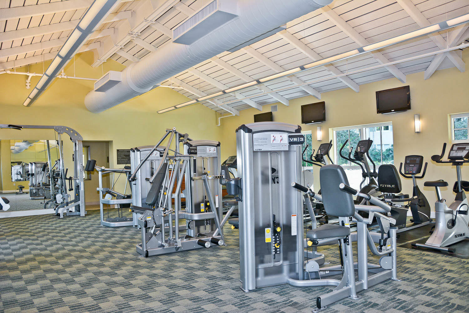 CITY PALMS CONDO - Residential Lease