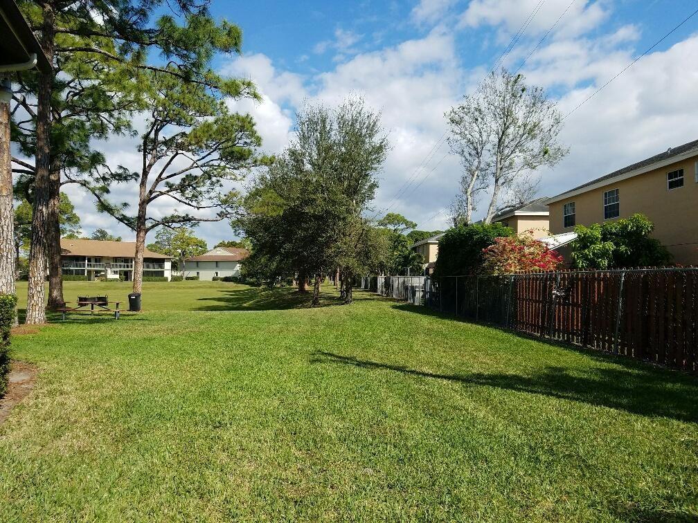 CHASEWOOD OF JUPITER CONDO - Residential Lease