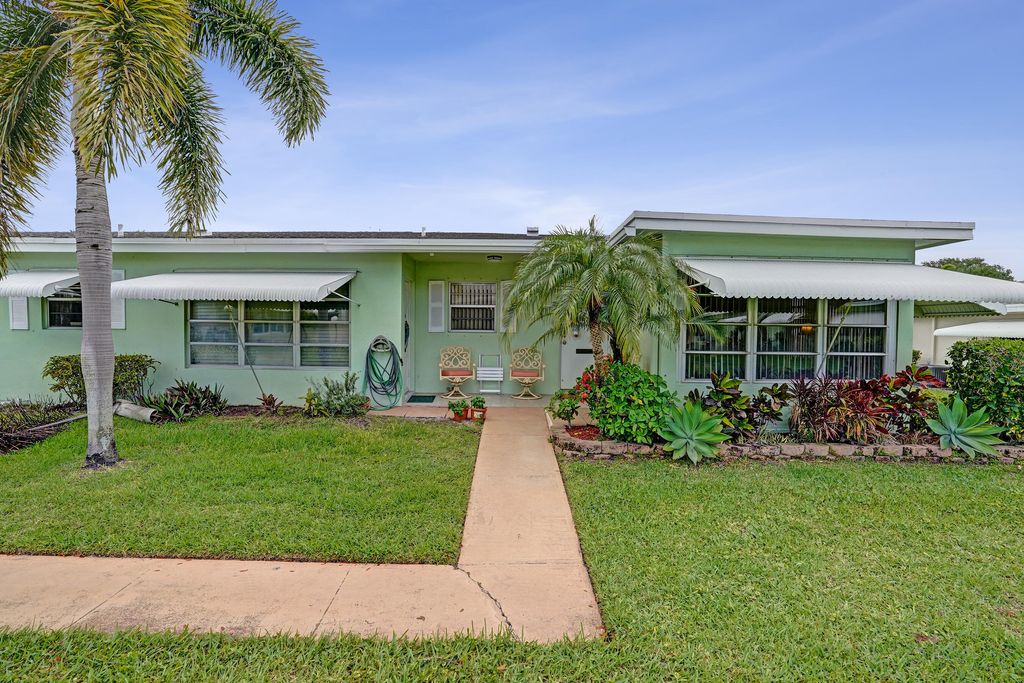 Photo of 201 Bayview Avenue #D, Boynton Beach, FL 33435 (MLS # B26013911)