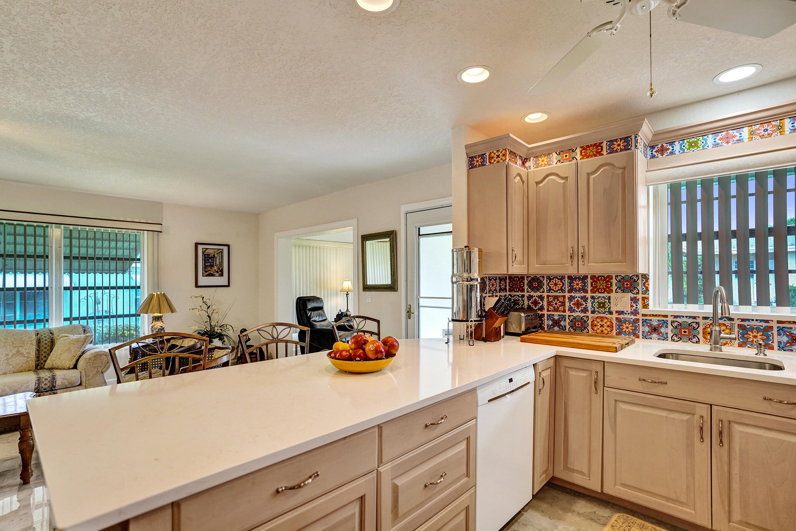 PINE POINT VILLAS CONDO - Residential