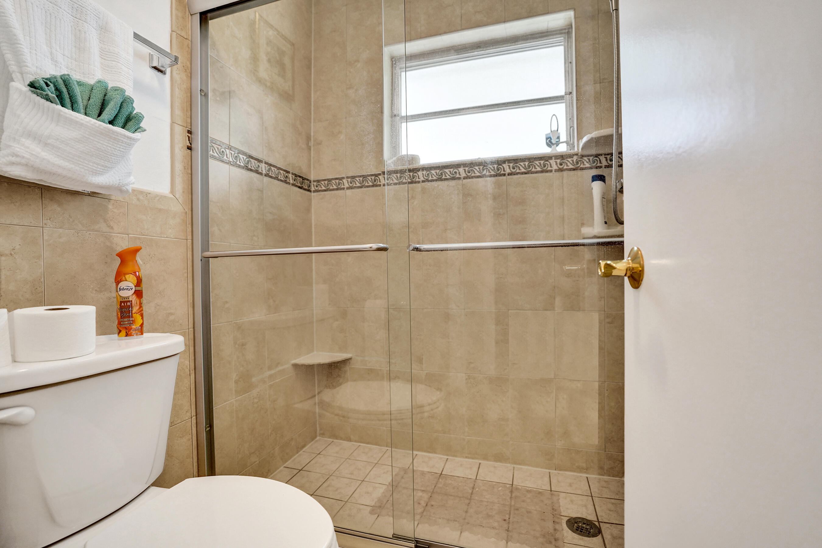 PINE POINT VILLAS CONDO - Residential