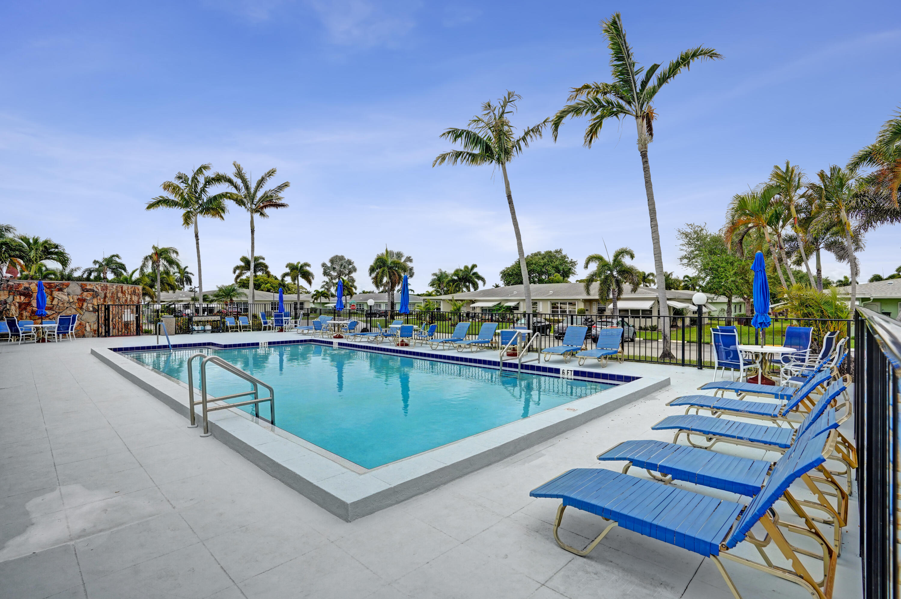 PINE POINT VILLAS CONDO - Residential