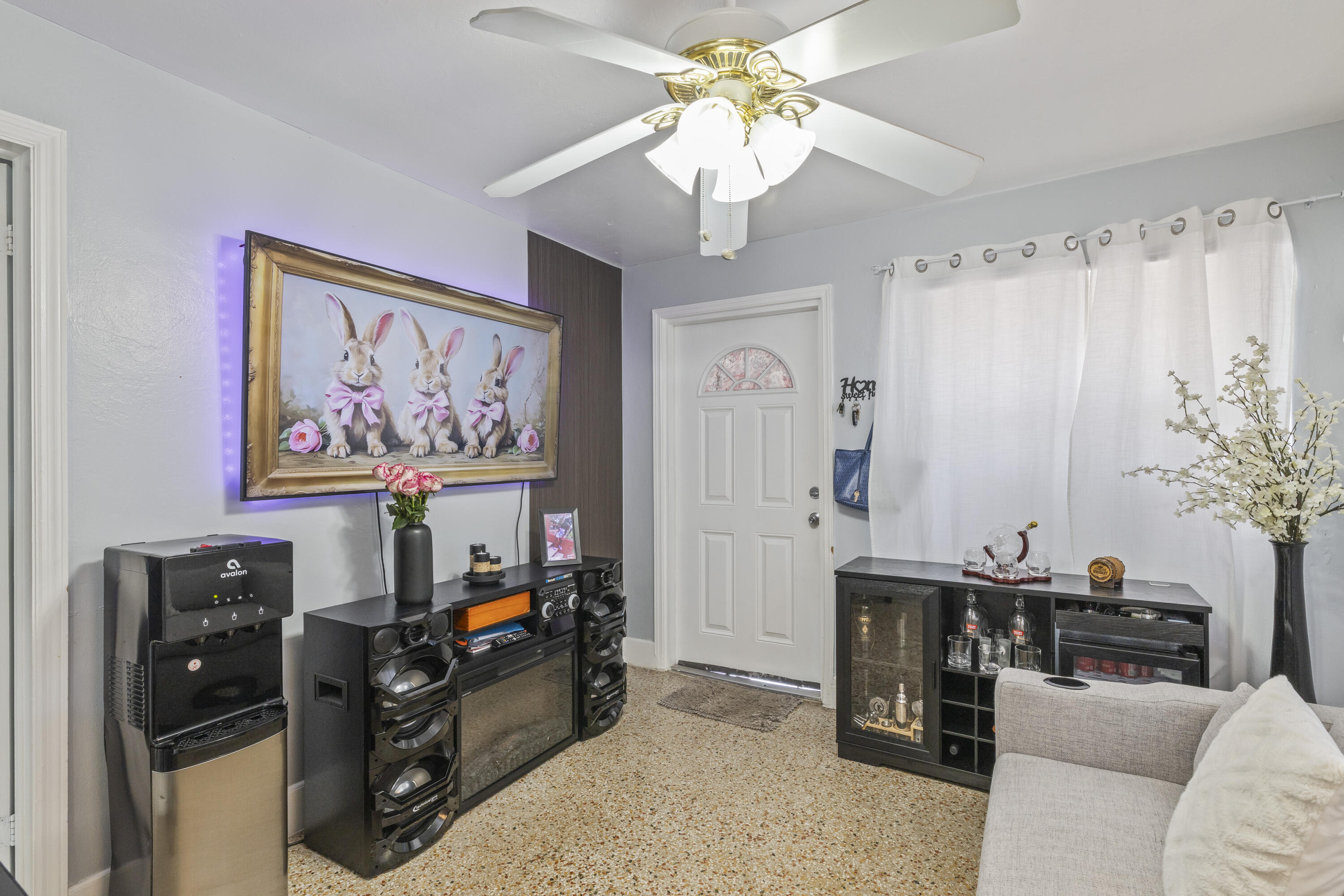 LAKE WORTH TOWN OF - Residential Income