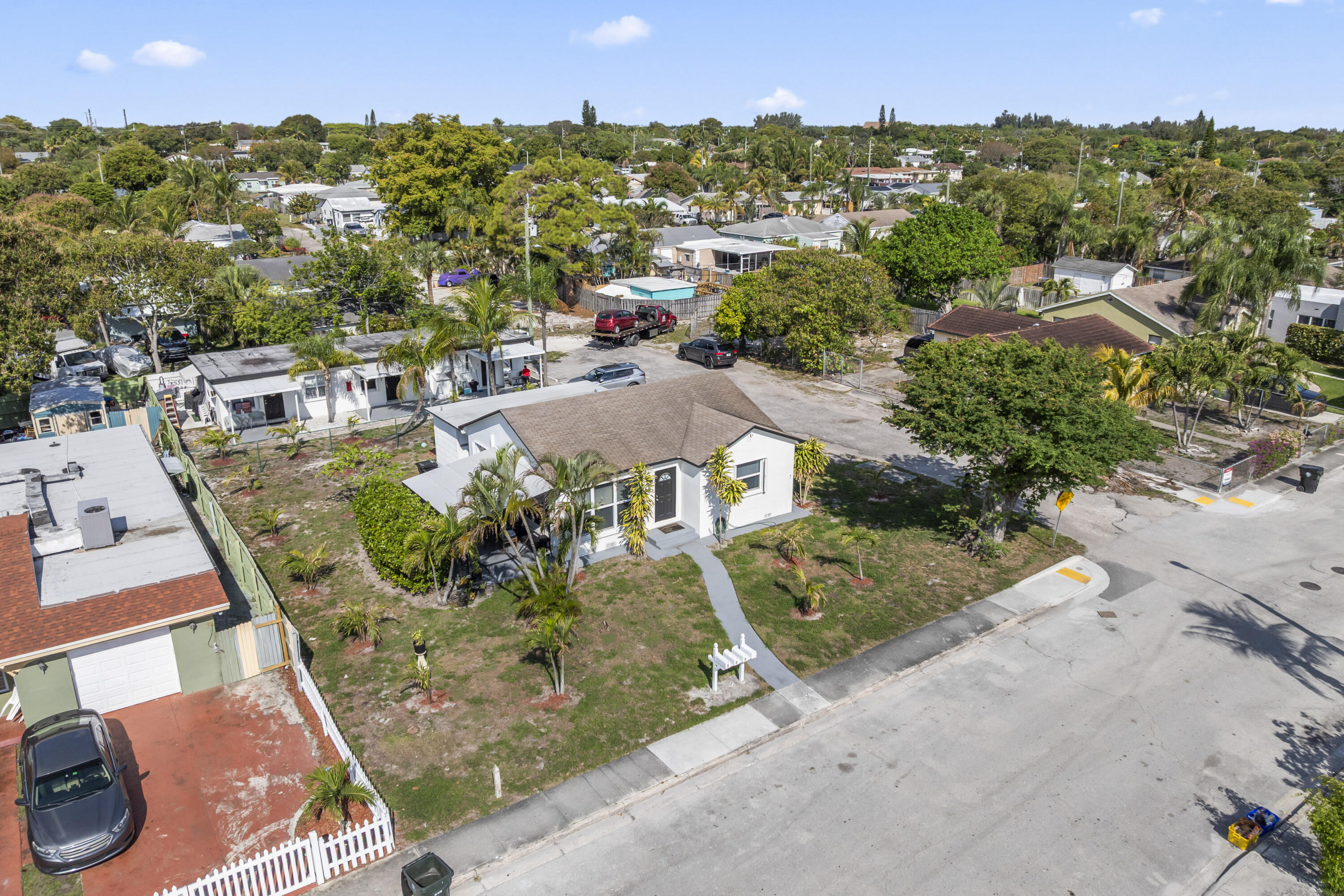 LAKE WORTH TOWN OF - Residential Income