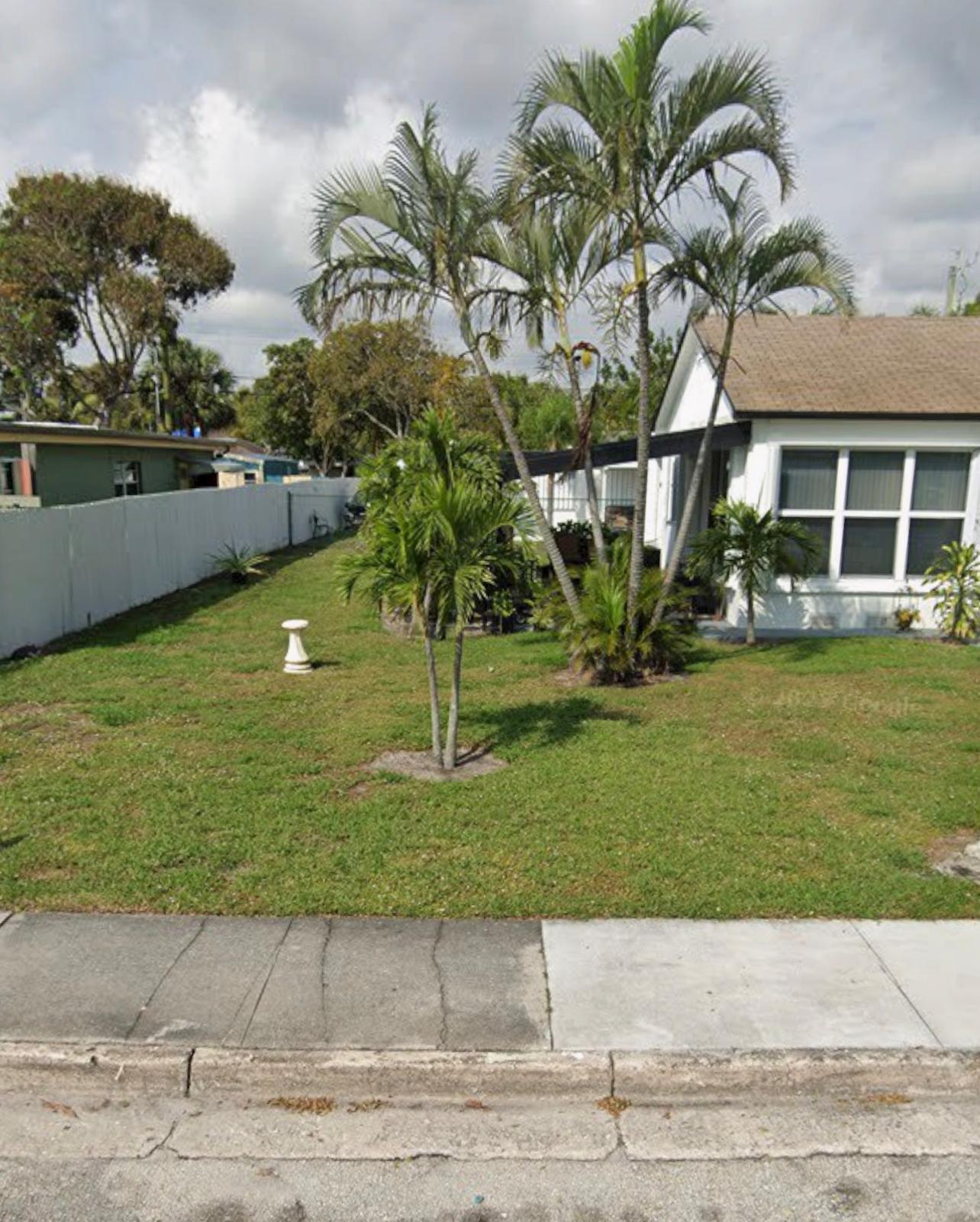 LAKE WORTH TOWN OF - Residential Income