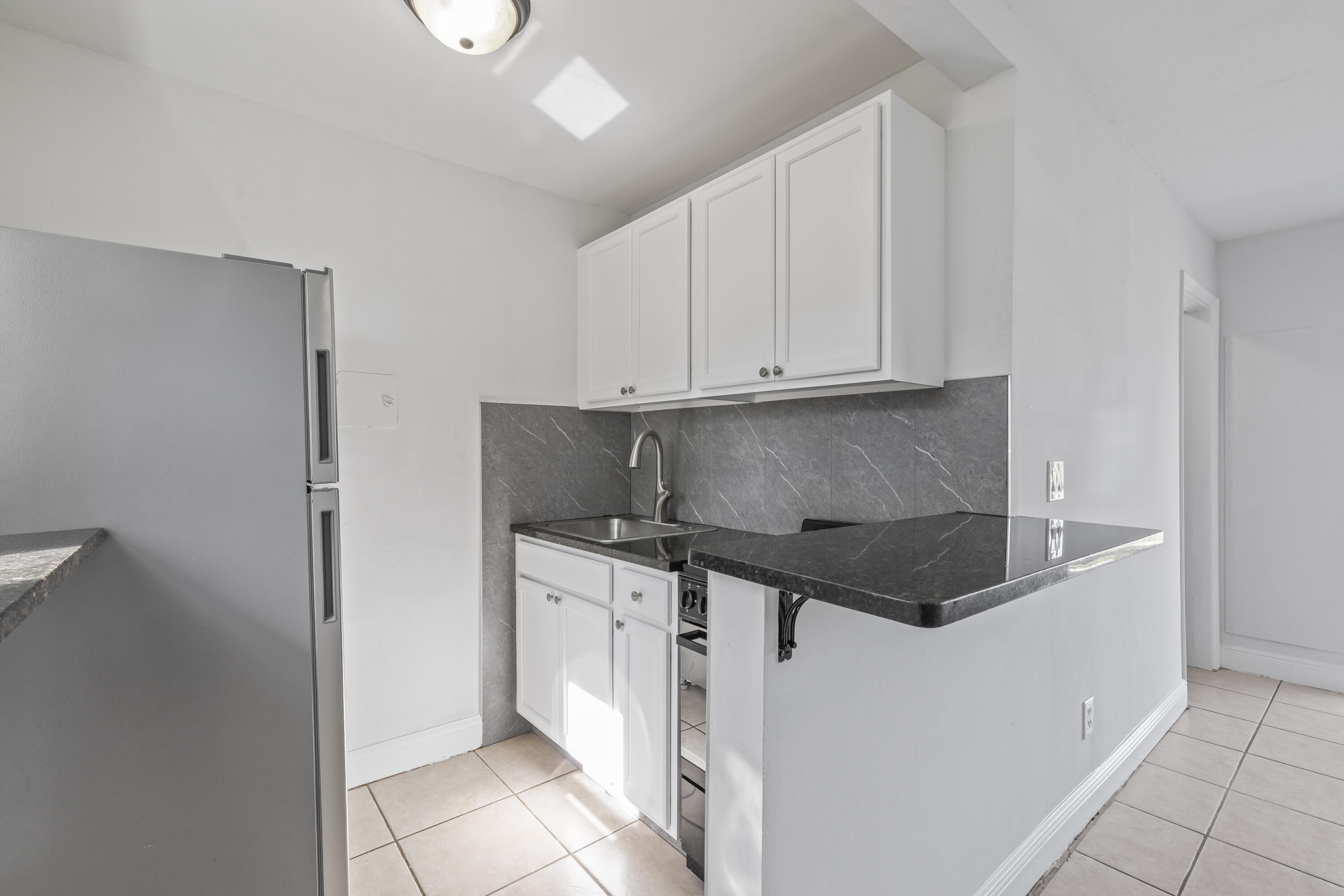 LAKE WORTH TOWN OF - Residential Income