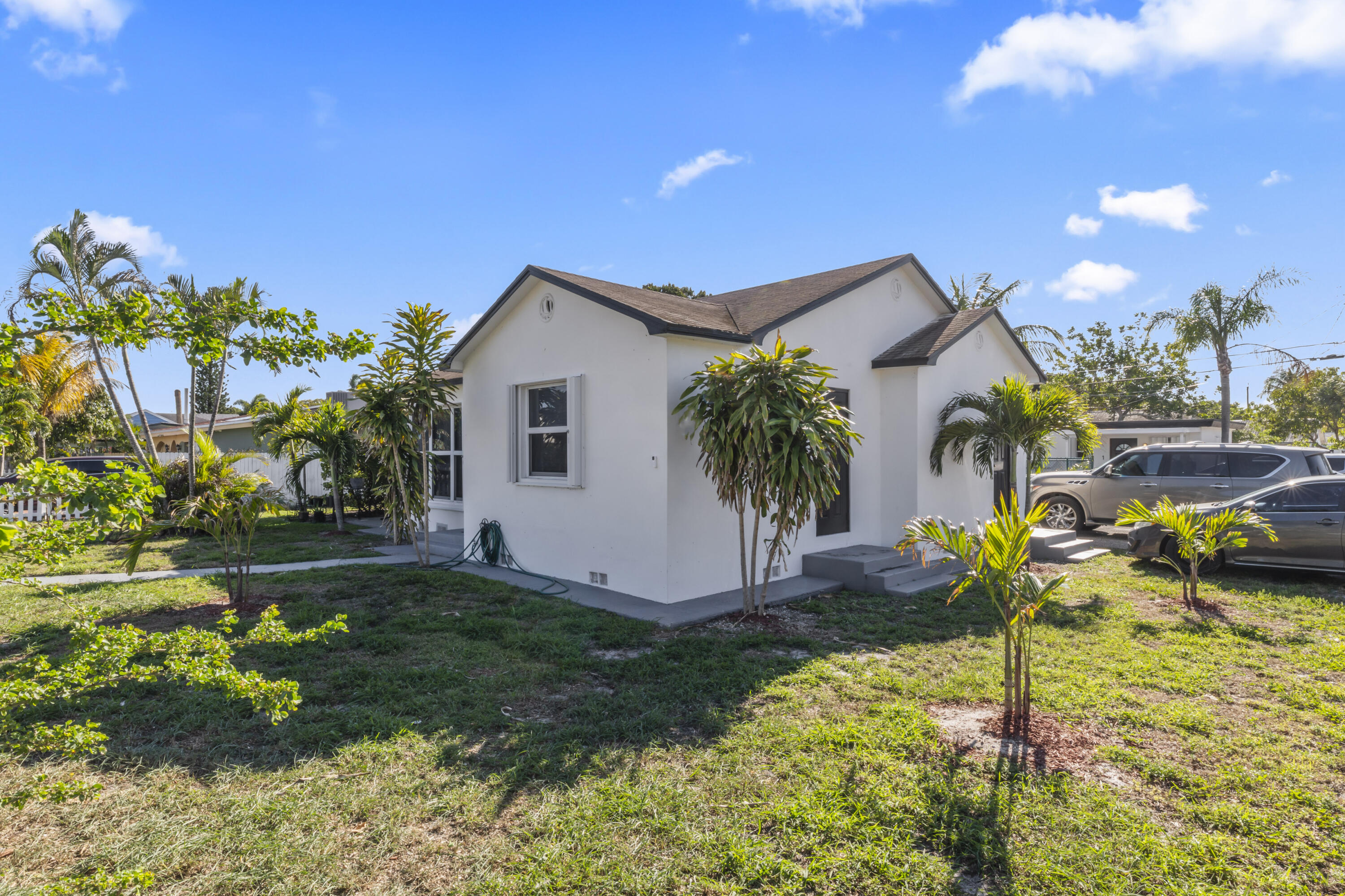 LAKE WORTH TOWN OF - Residential Income