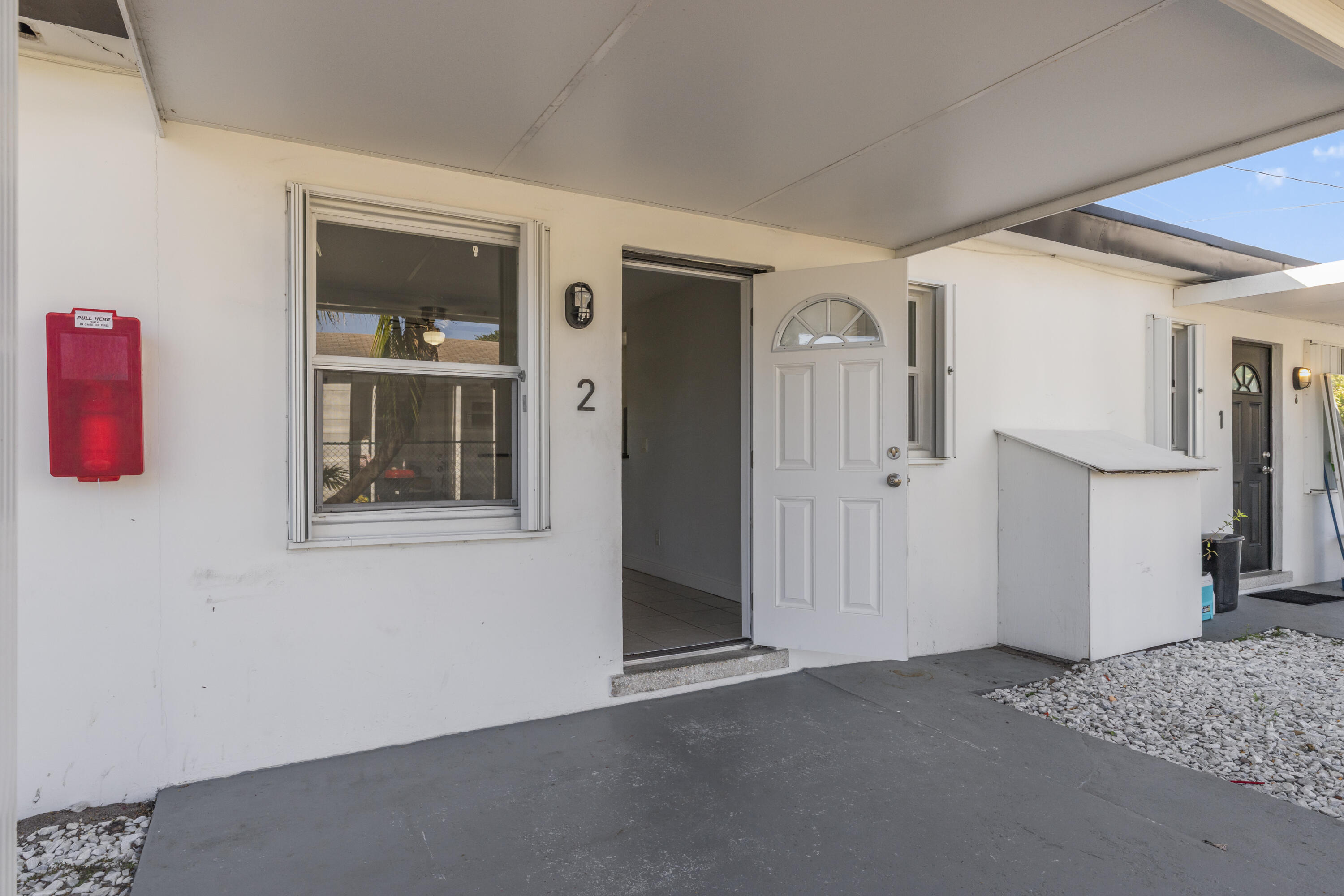 LAKE WORTH TOWN OF - Residential Income