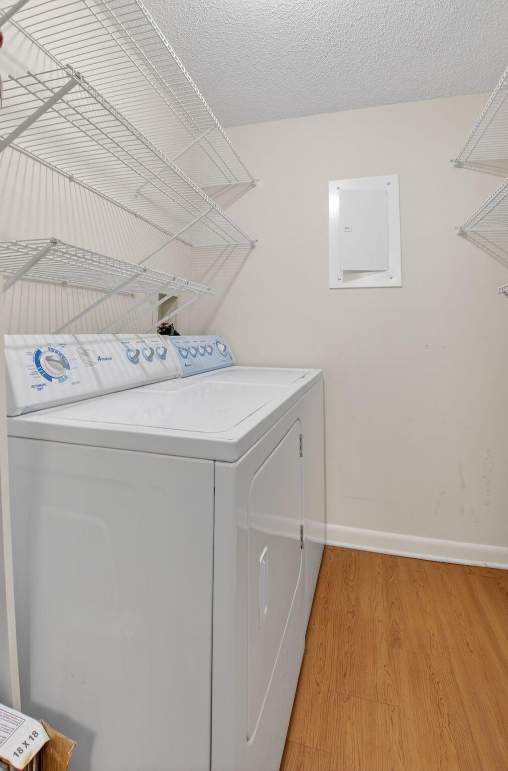 GLENS CONDO - Residential