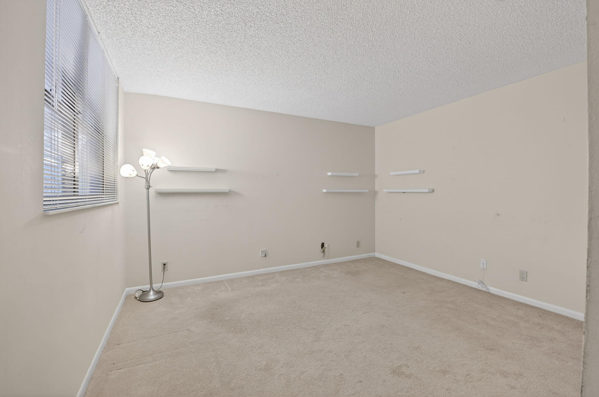 GLENS CONDO - Residential