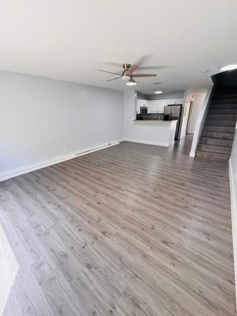 Photo of 1604 Lakeview Drive W, Royal Palm Beach, FL 33411 (MLS # B26082491)