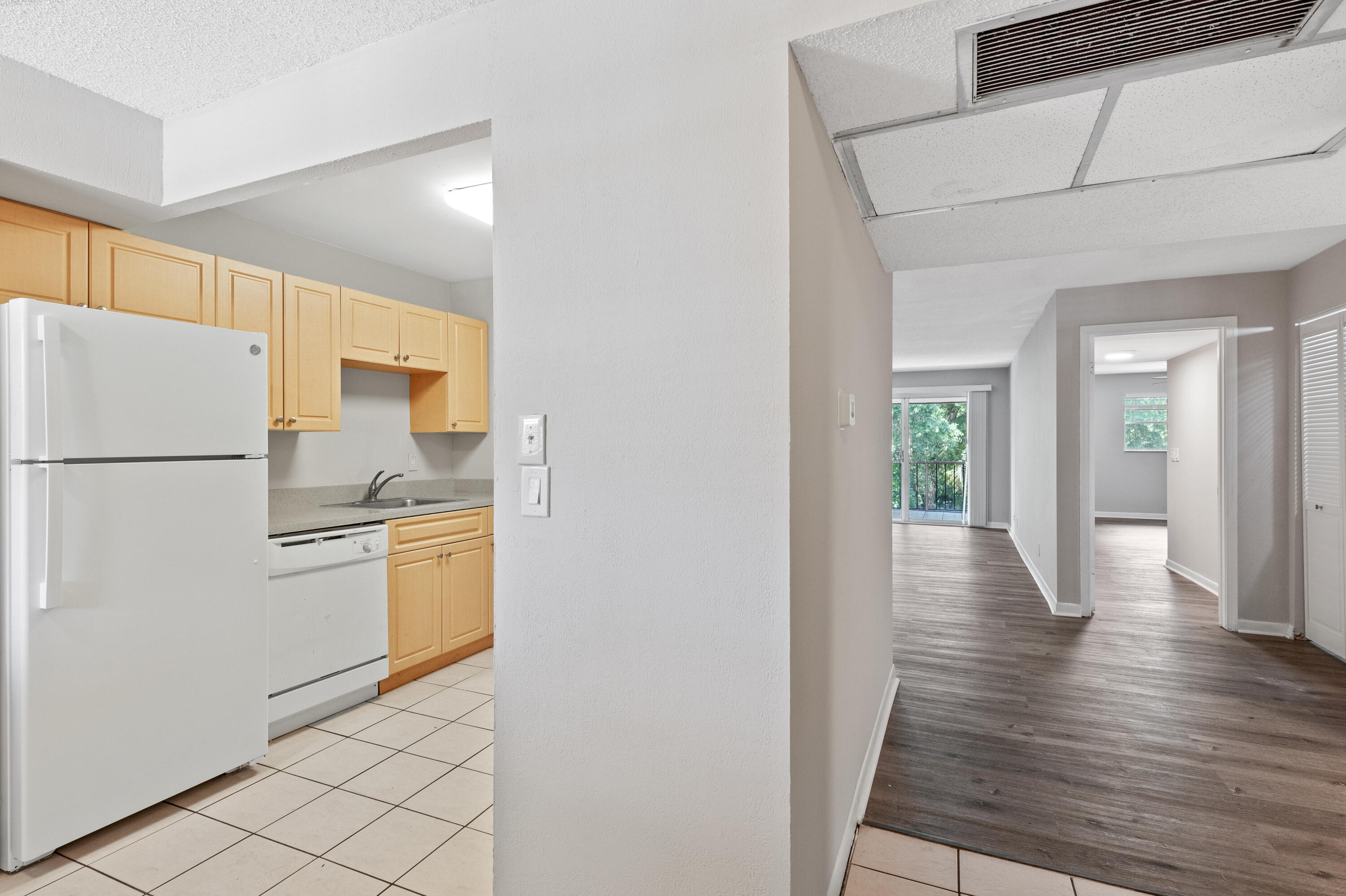 SANDPIPER CONDO - Residential