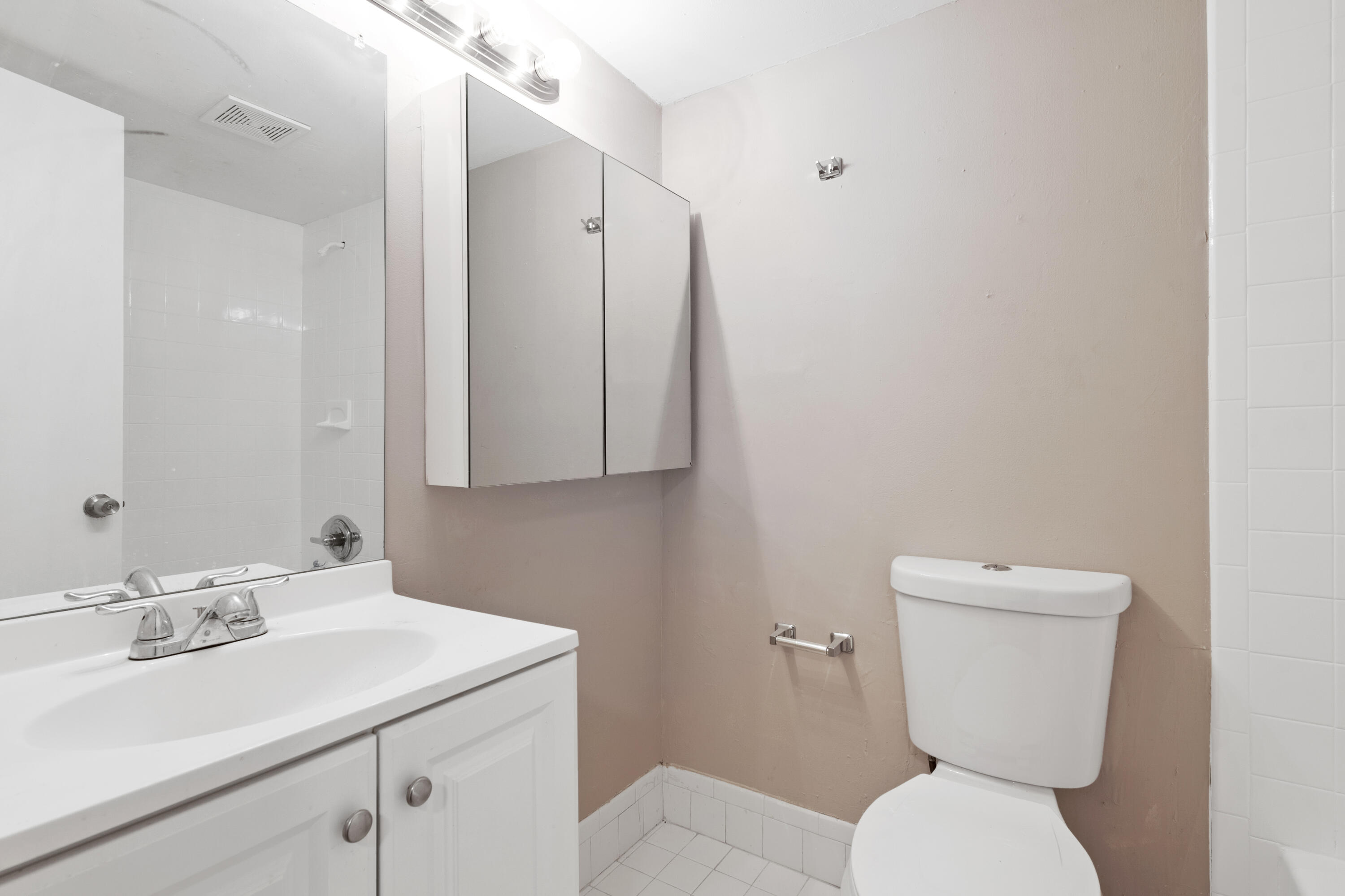 SANDPIPER CONDO - Residential