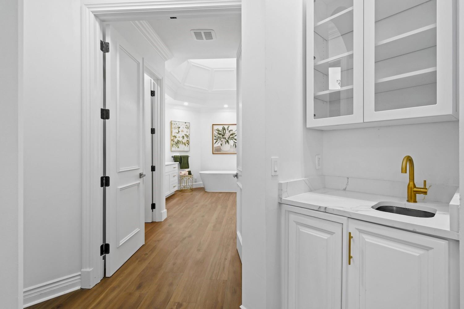 Tesoro 4 - Residential