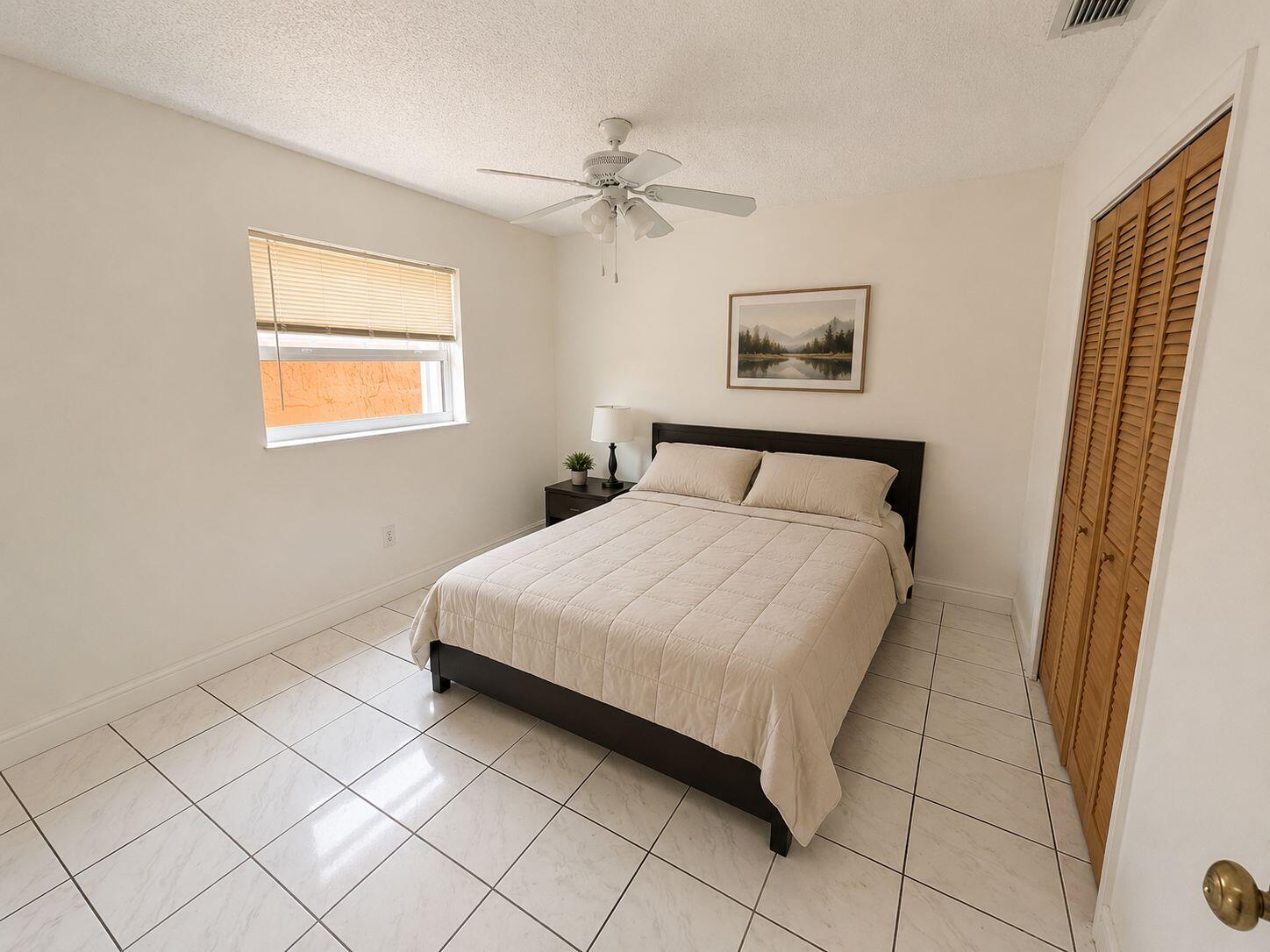 MANGO HILL - Residential