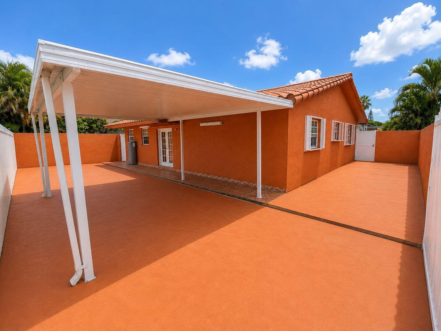MANGO HILL - Residential