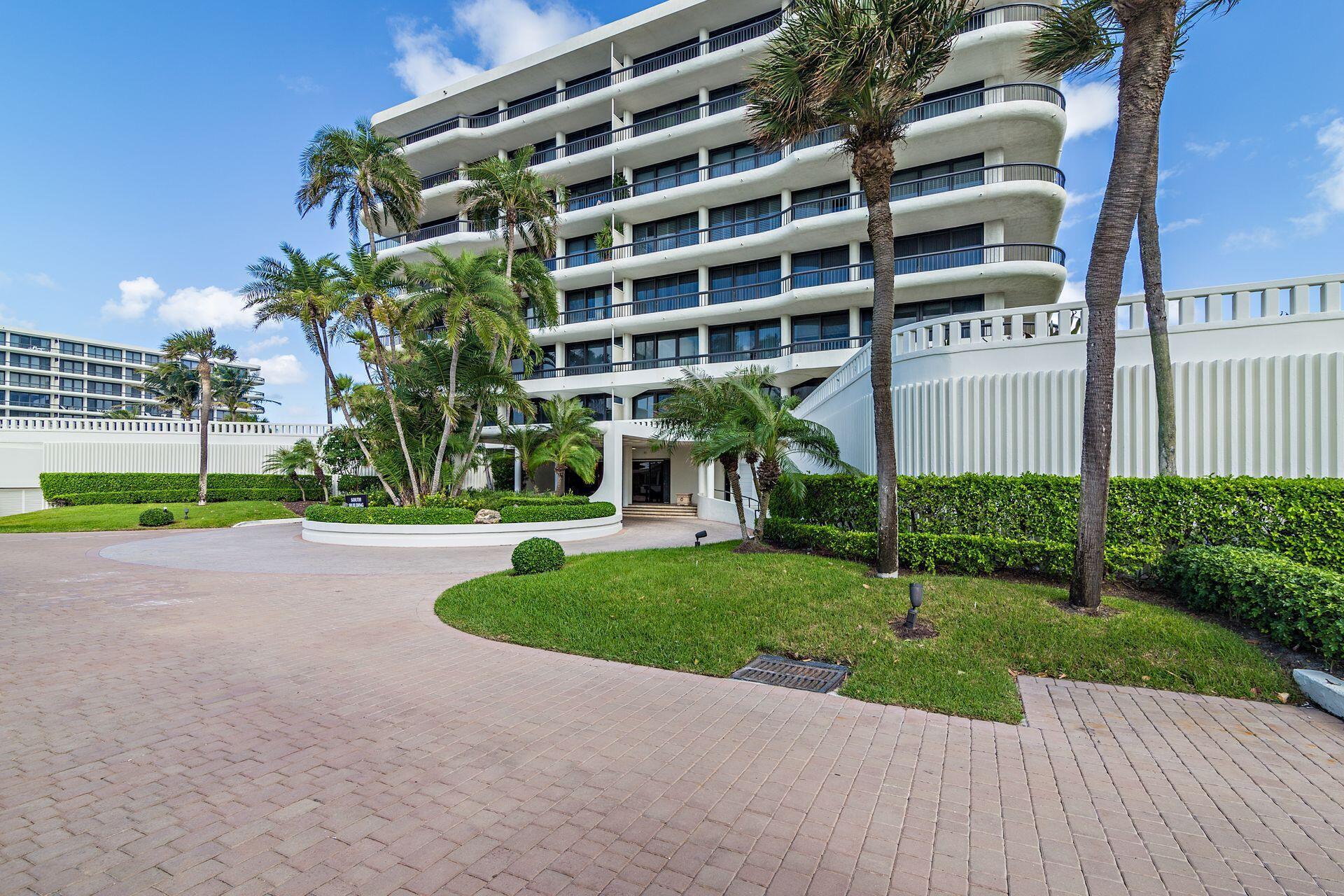 BEACH POINT CONDO - Residential
