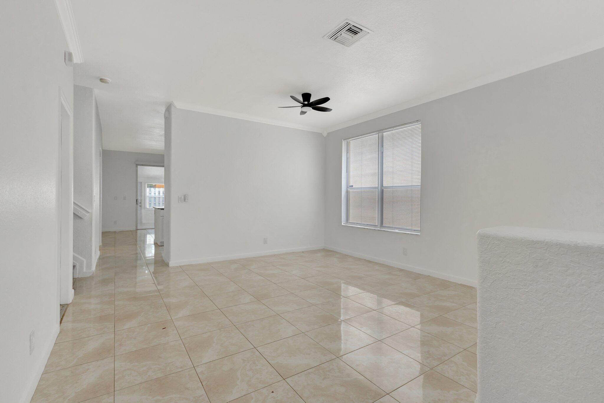4414 Lake Lucerne Circle