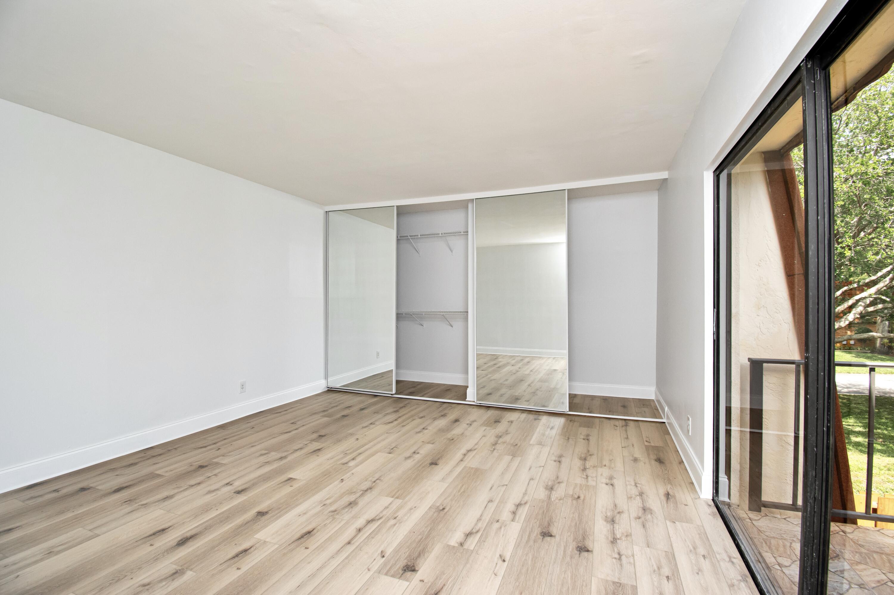 SPANISH WELLS CONDO I - Residential