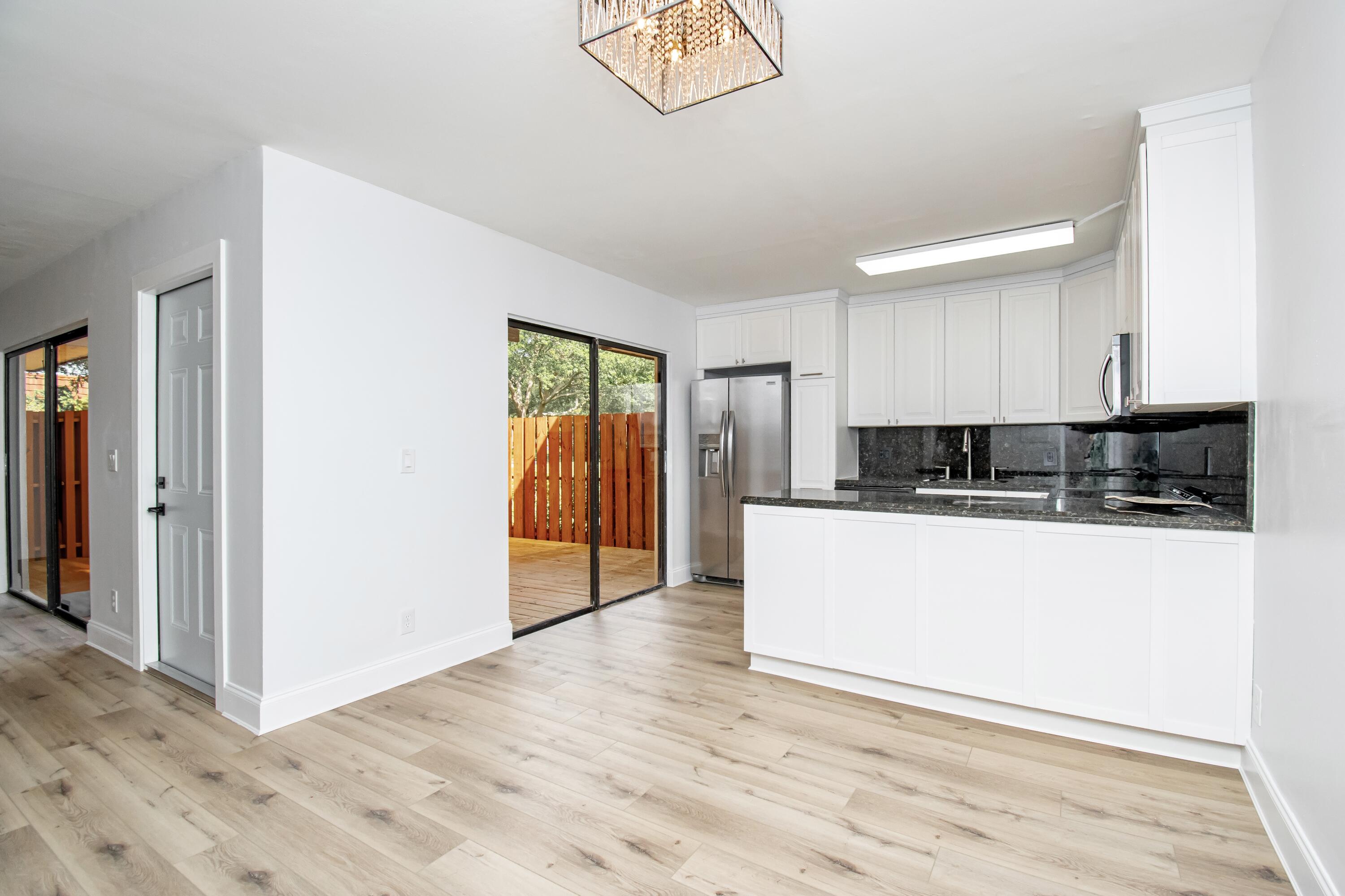 SPANISH WELLS CONDO I - Residential