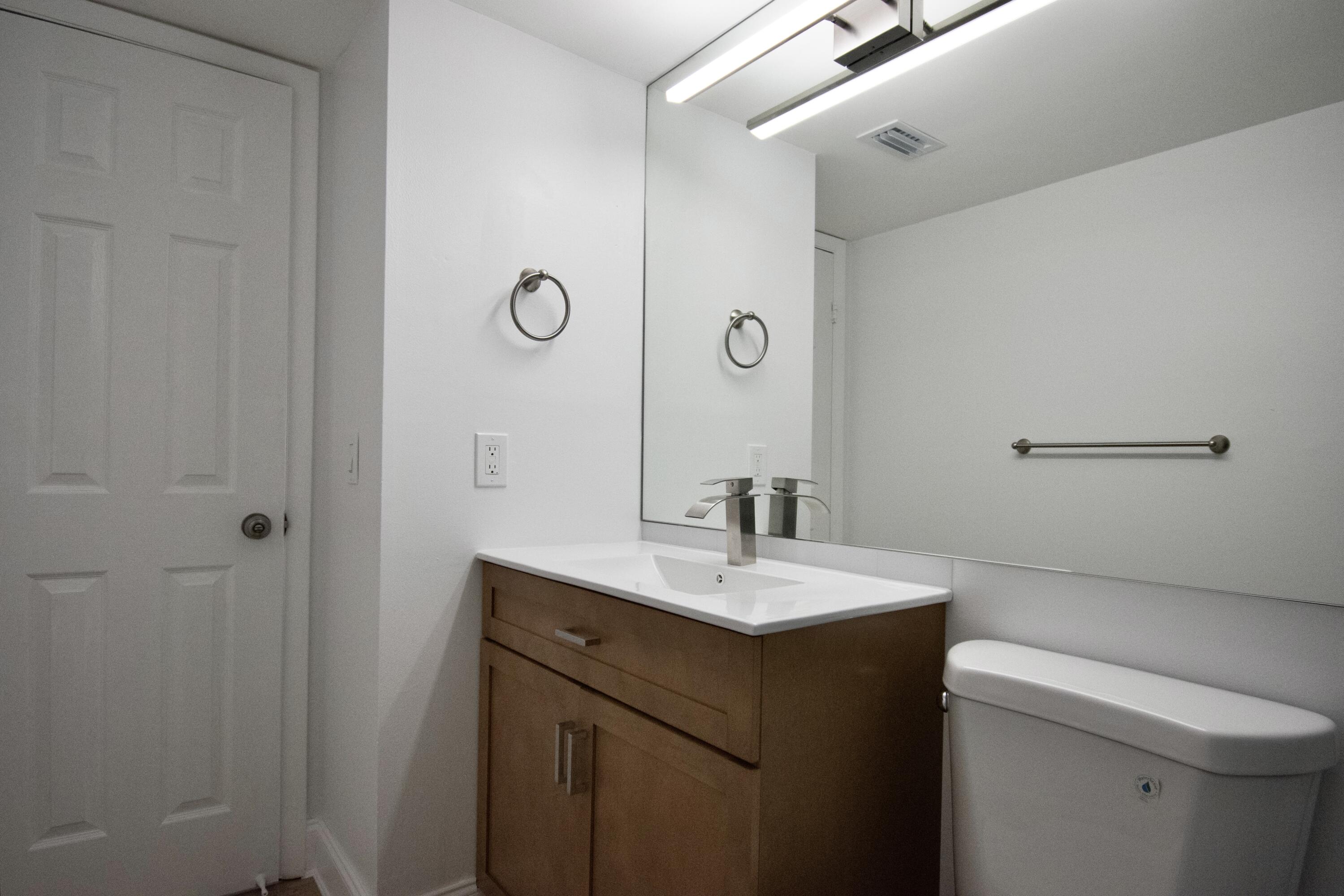 SPANISH WELLS CONDO I - Residential