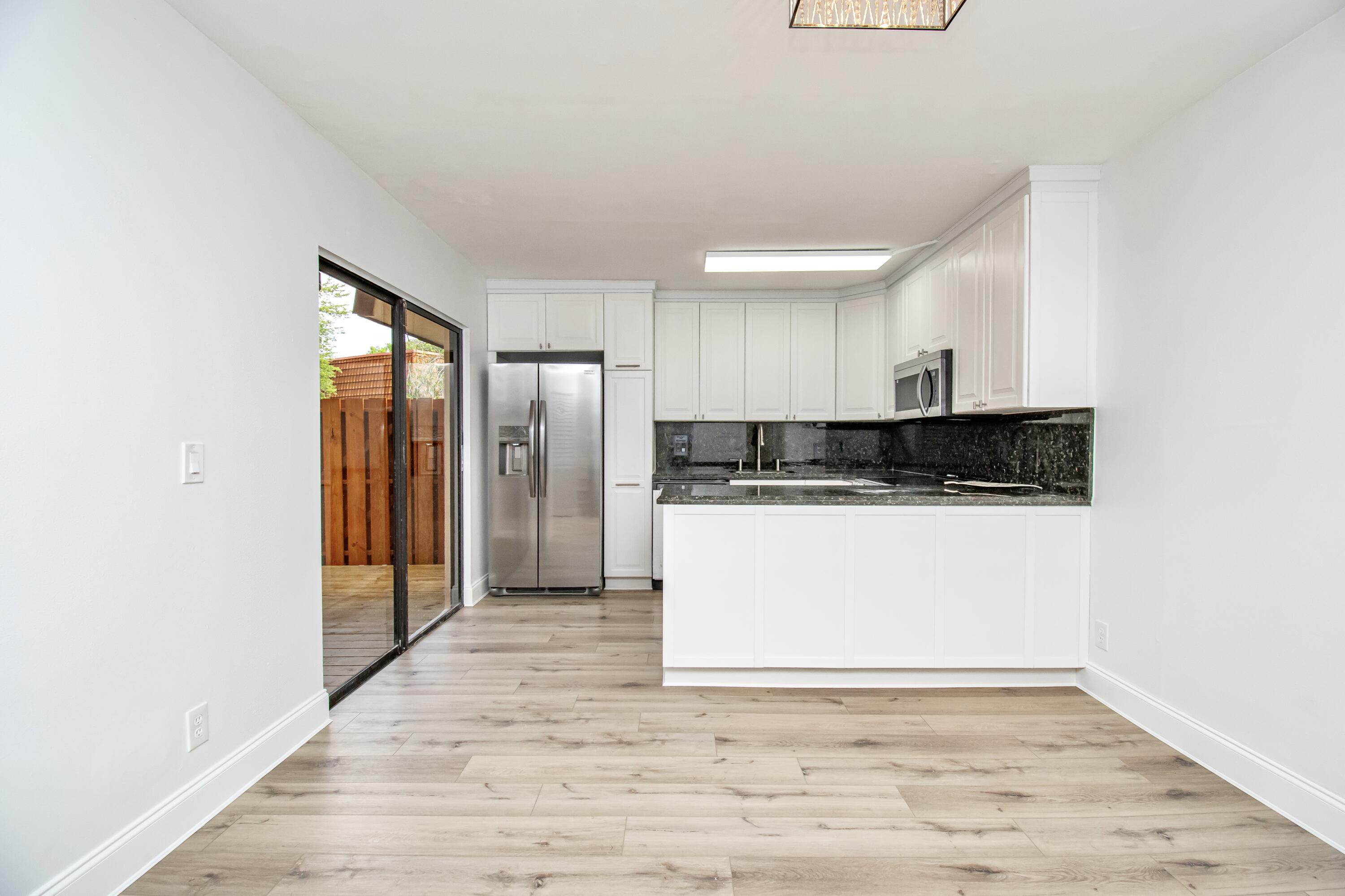 SPANISH WELLS CONDO I - Residential