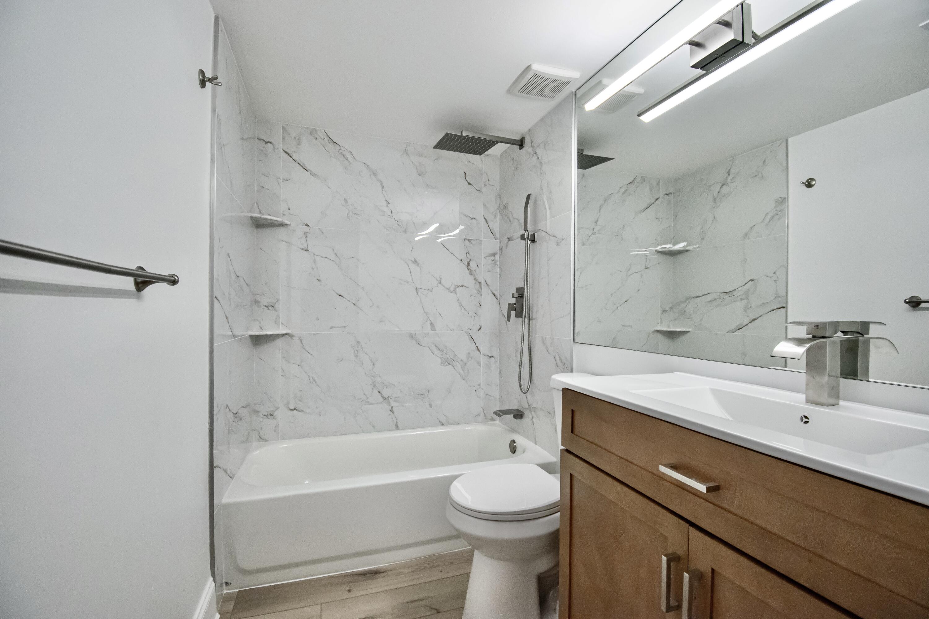 SPANISH WELLS CONDO I - Residential