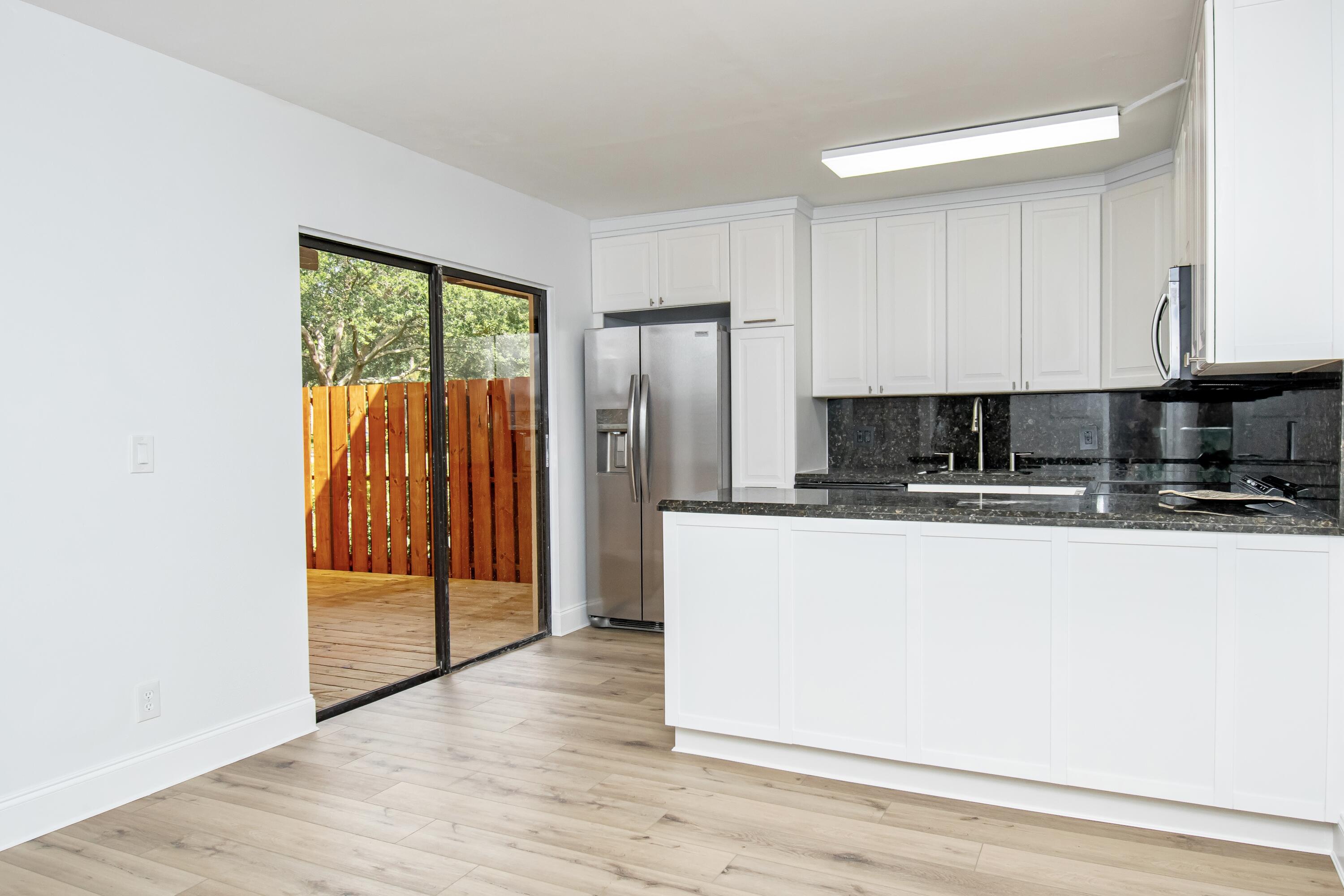 SPANISH WELLS CONDO I - Residential