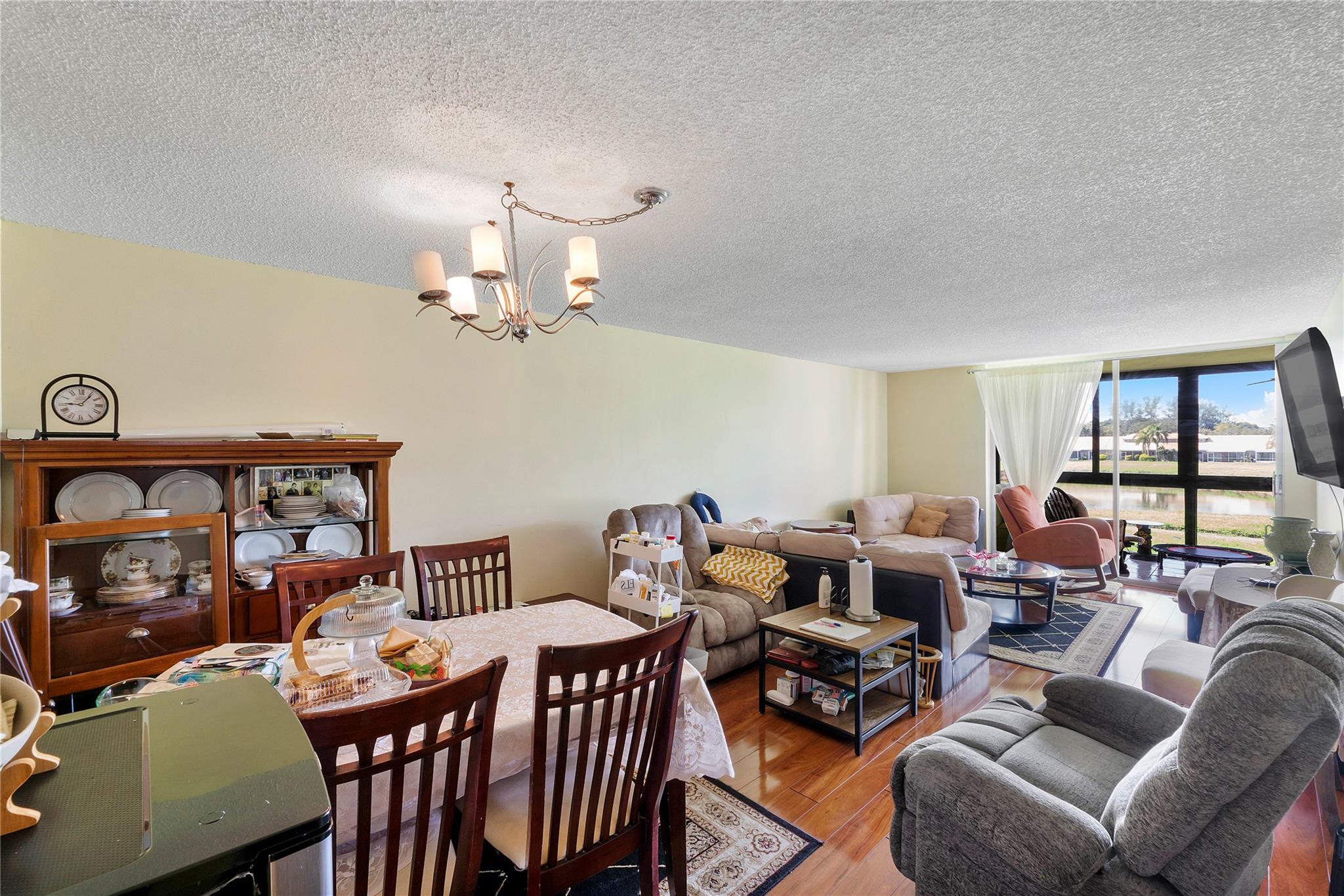 HOLIDAY SPRINGS VILLAGE - Residential