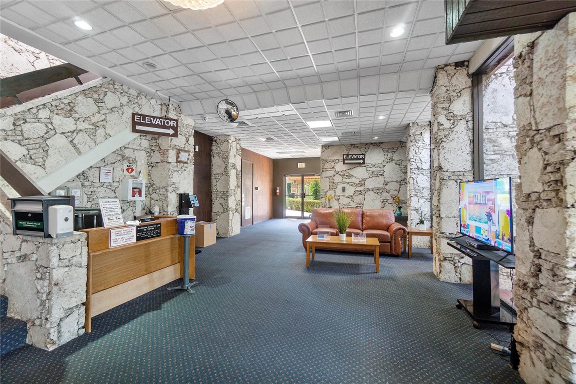 HOLIDAY SPRINGS VILLAGE - Residential