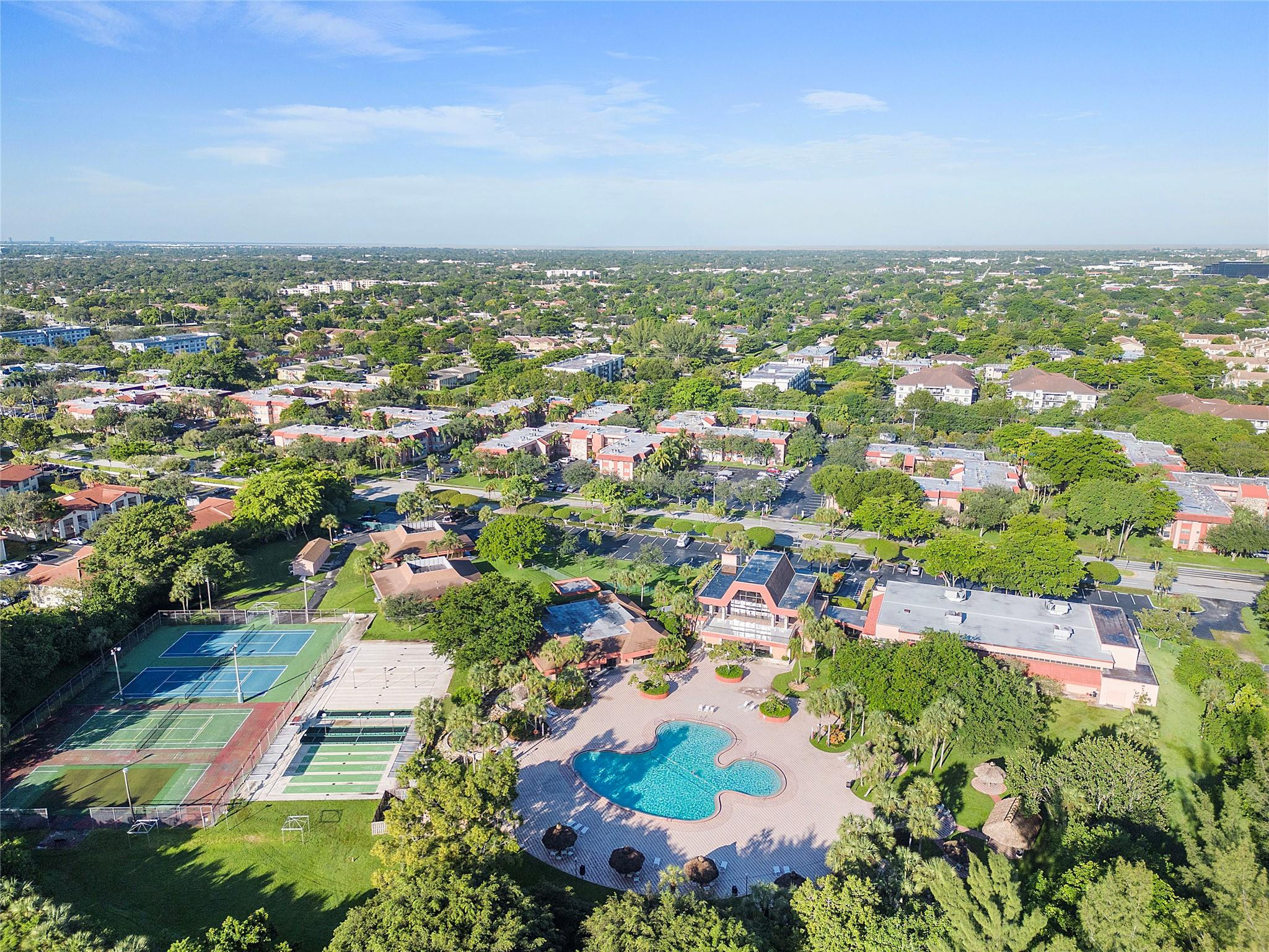 HOLIDAY SPRINGS VILLAGE - Residential