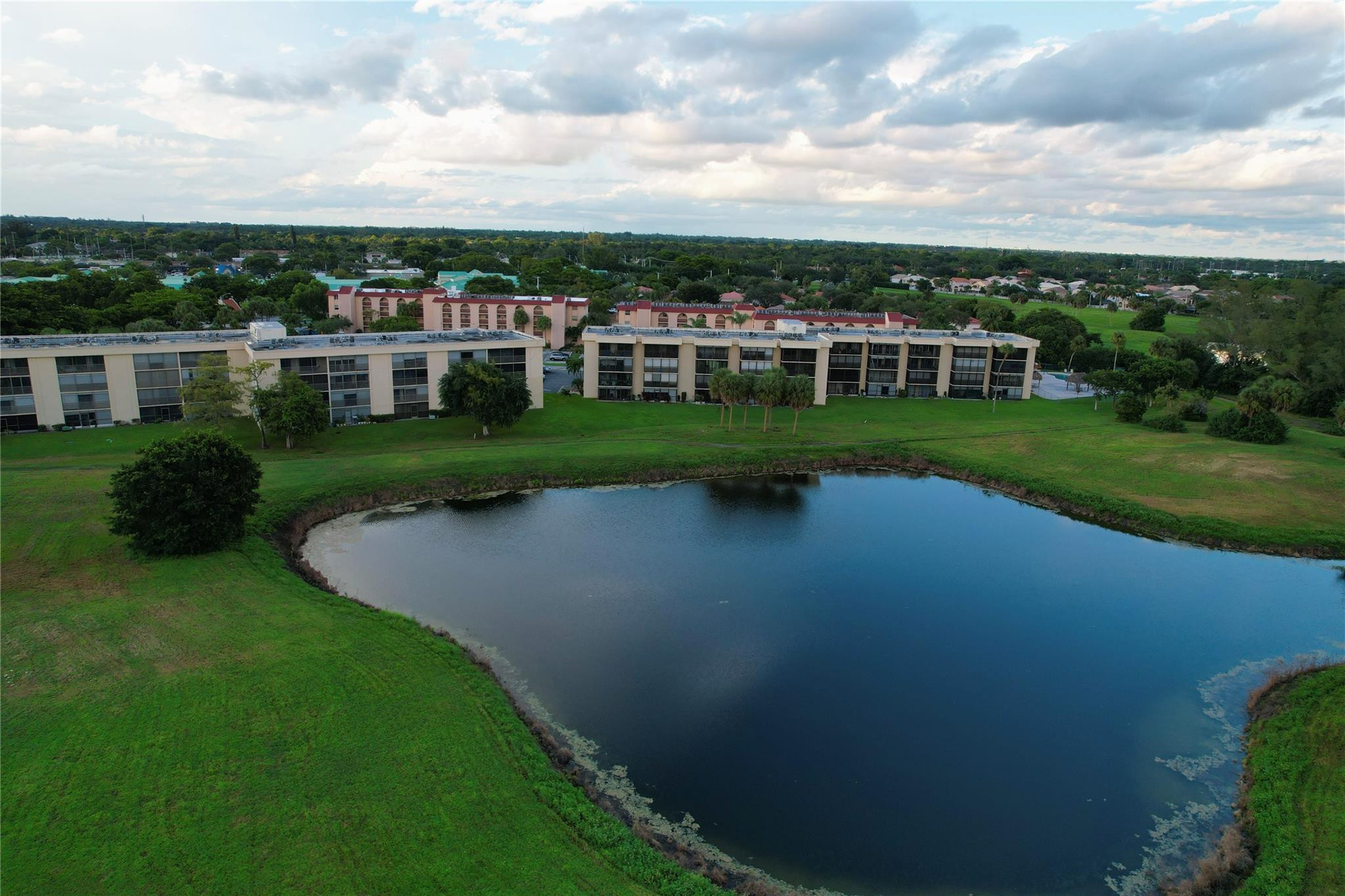 HOLIDAY SPRINGS VILLAGE - Residential