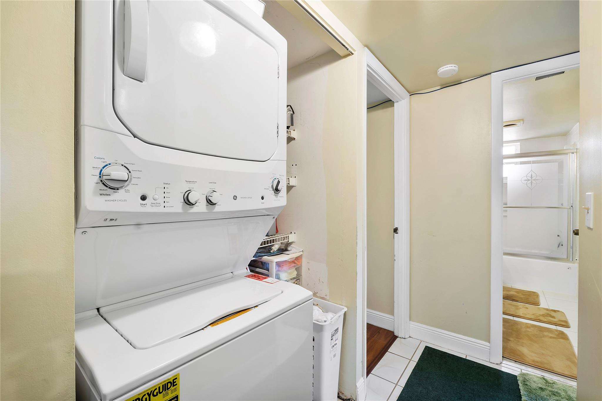 HOLIDAY SPRINGS VILLAGE - Residential