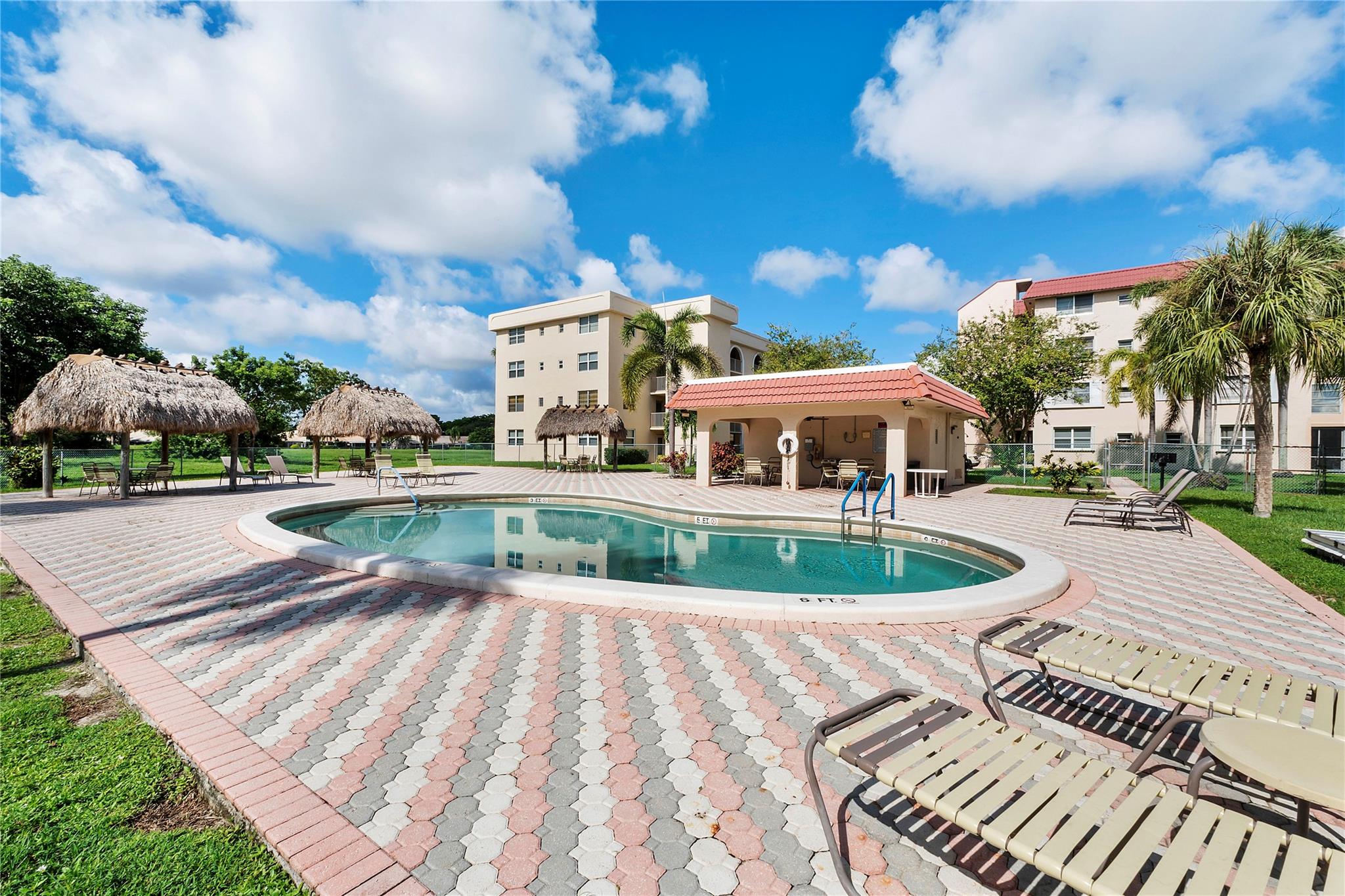 HOLIDAY SPRINGS VILLAGE - Residential