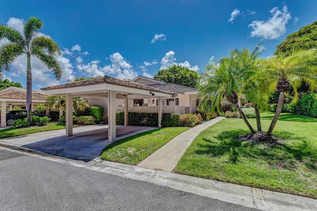 Photo of 3728 Freshwater Drive Dr, Jupiter, FL 33477 (MLS # R10820143)