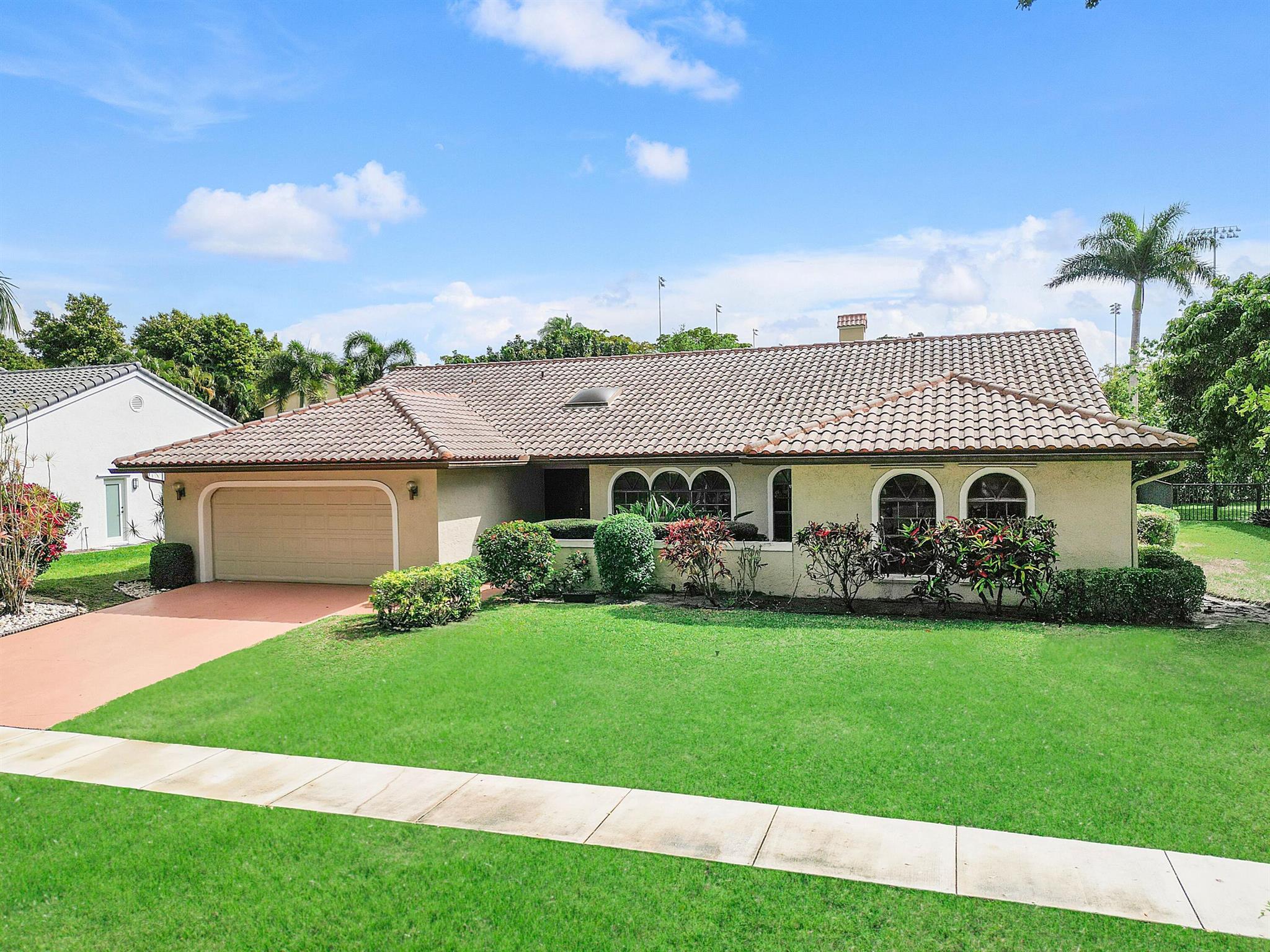 2684 NW 27th Terrace