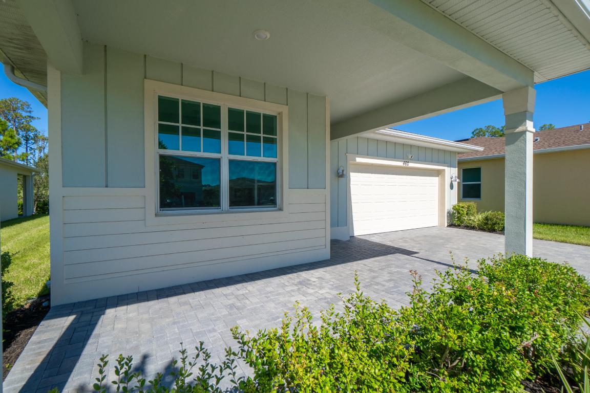 PALM VISTA EVERLANDS - Residential