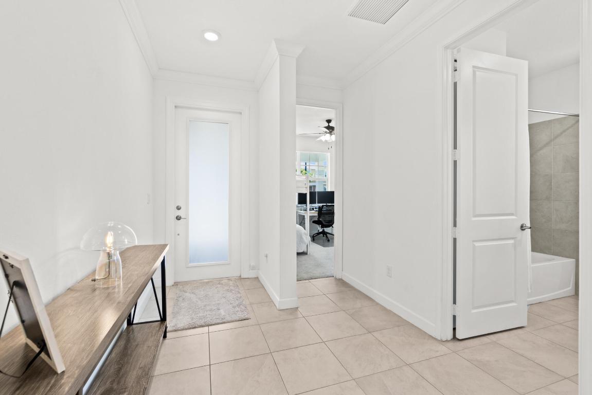 PALM VISTA EVERLANDS - Residential