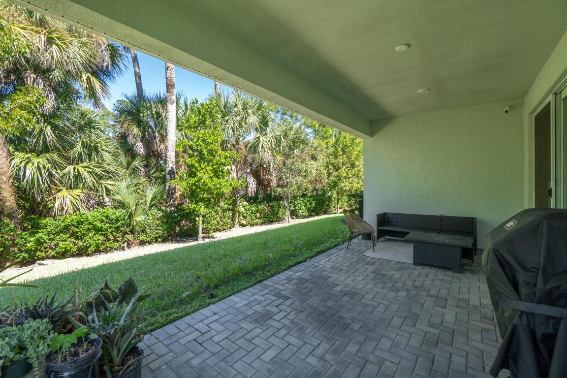 PALM VISTA EVERLANDS - Residential