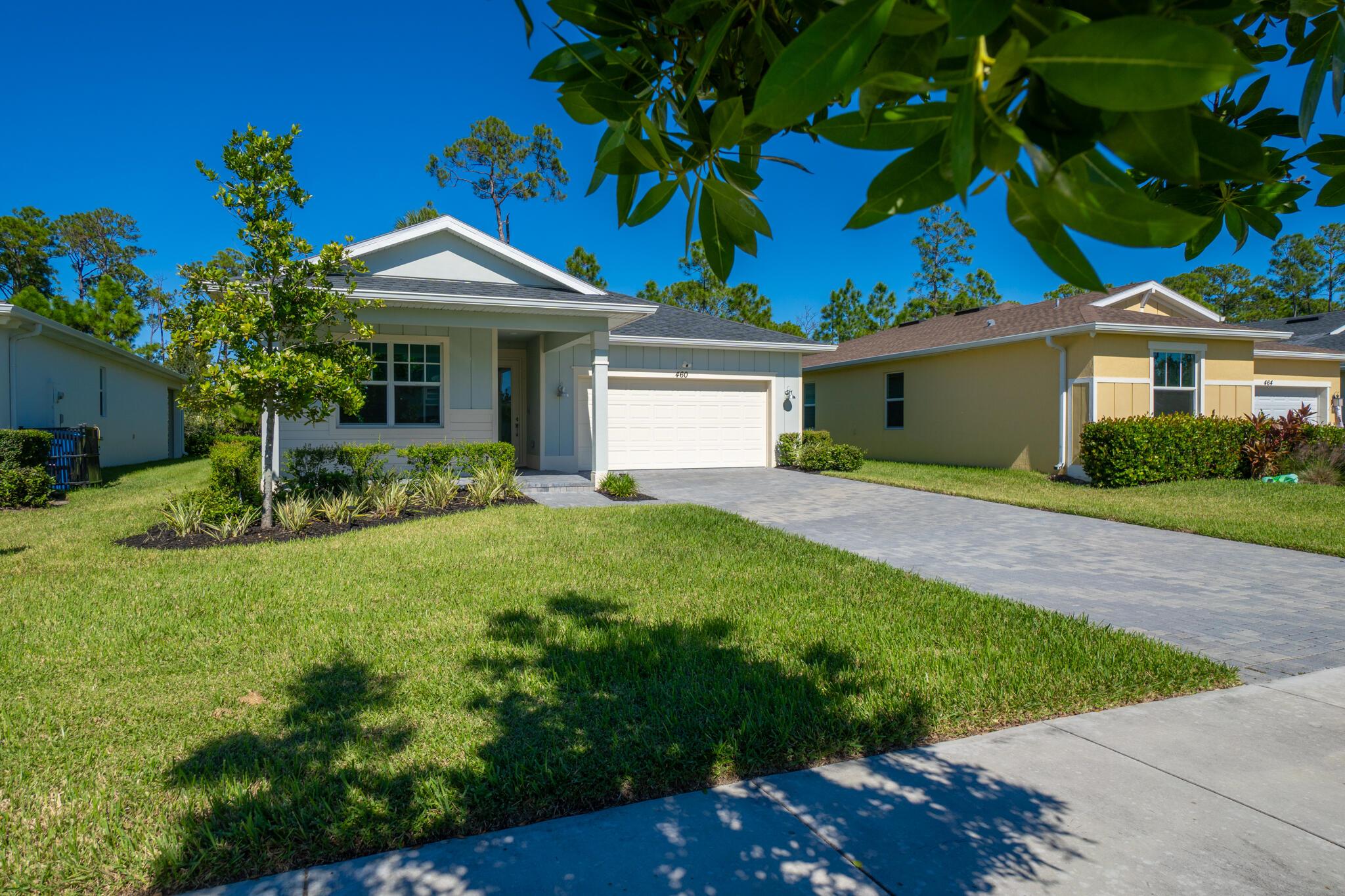 PALM VISTA EVERLANDS - Residential