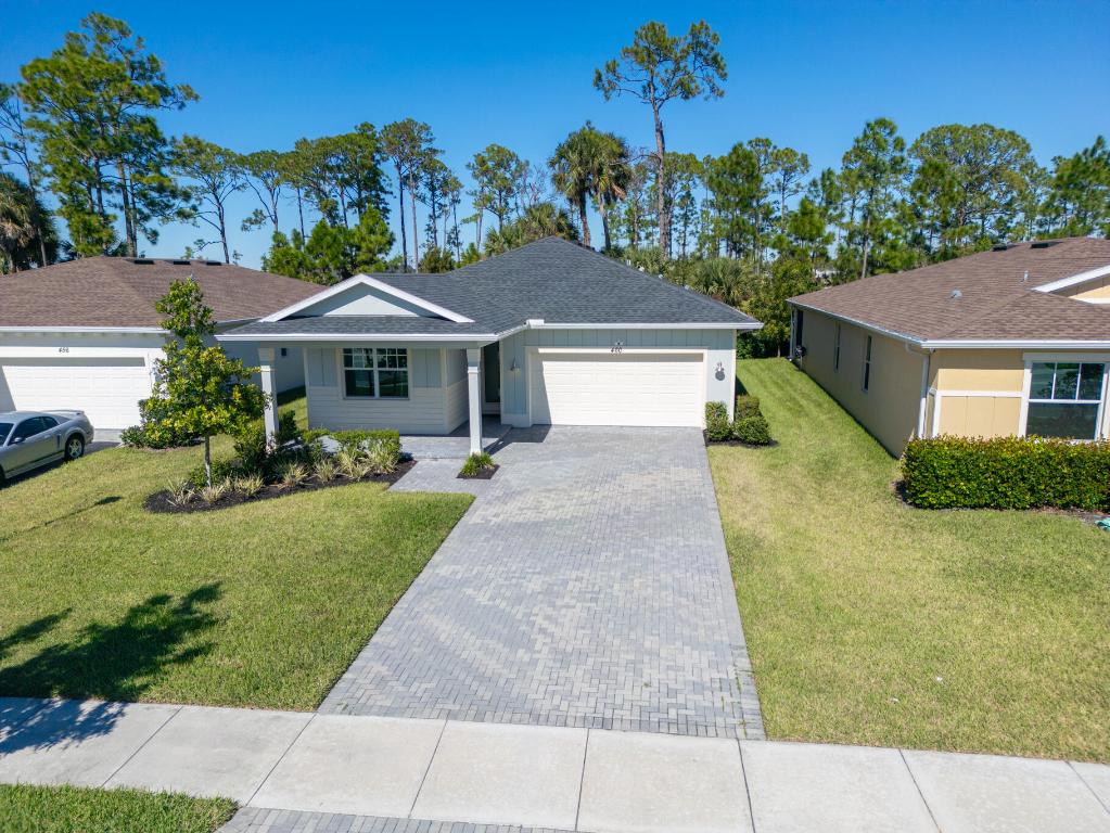 PALM VISTA EVERLANDS - Residential