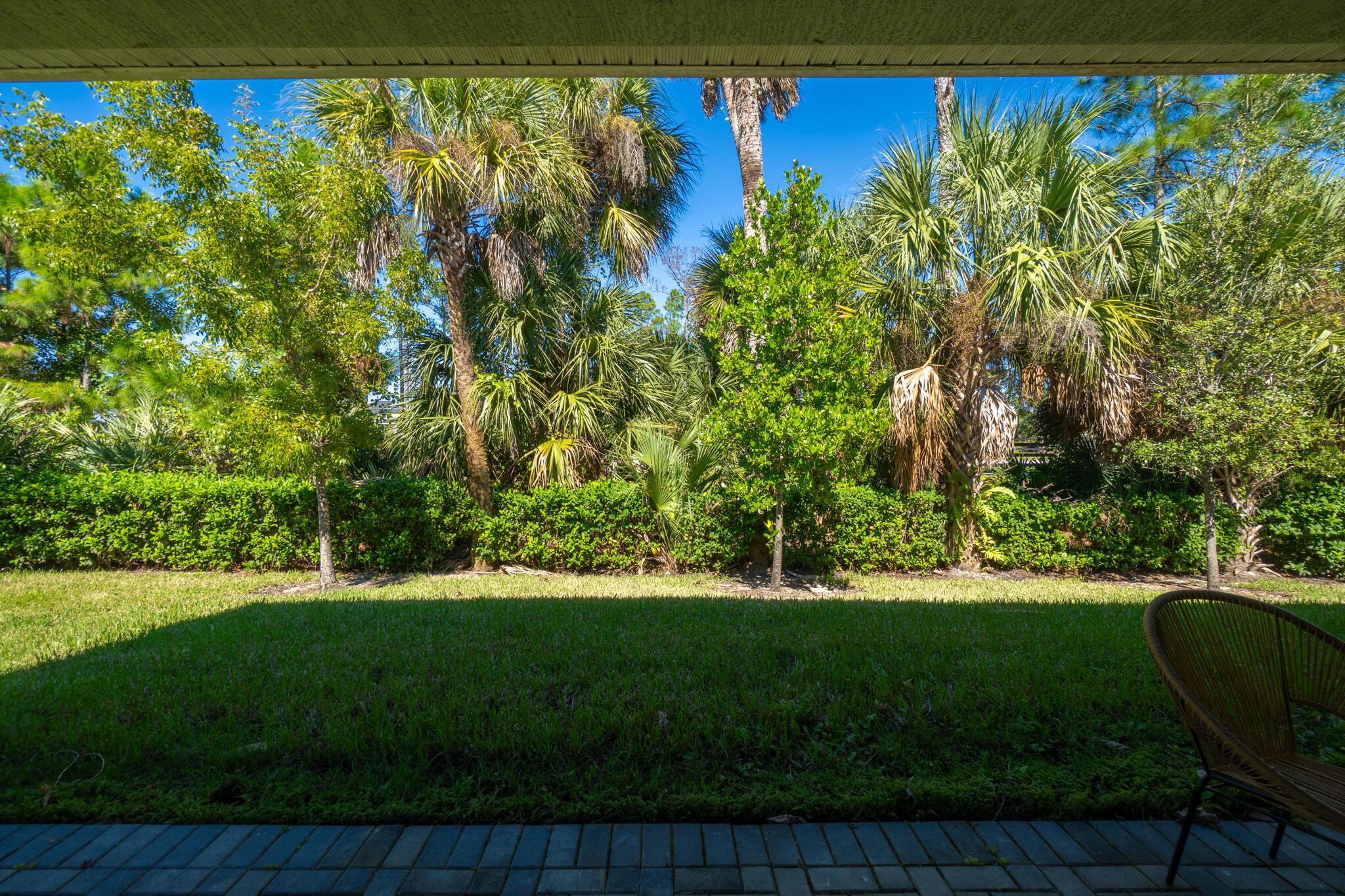 PALM VISTA EVERLANDS - Residential